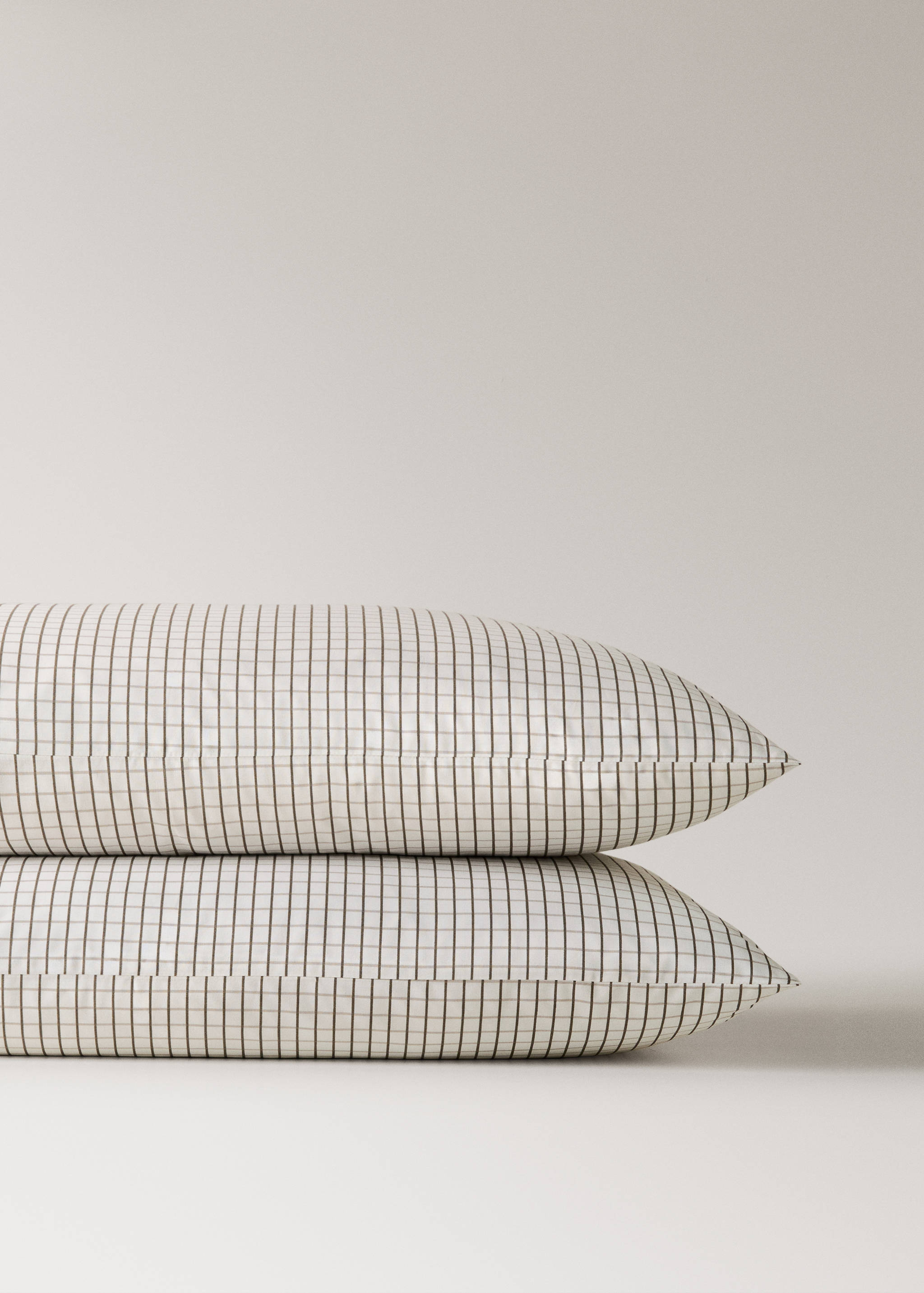 Two percale cotton reversible mini-check pillowcases 50x75 cm - Details of the article 1