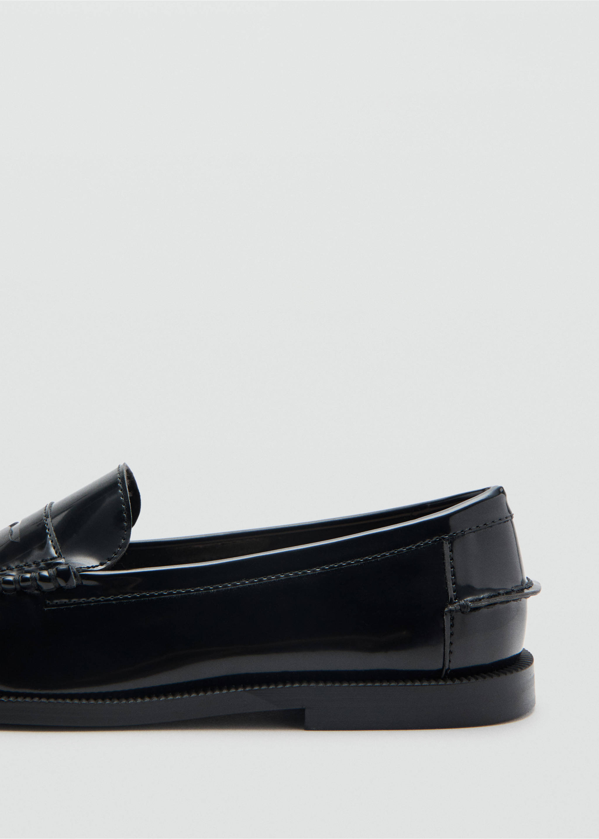 Mocasín efecto piel - Detalle del artículo 1, Negro. Ref: 27023728-00.