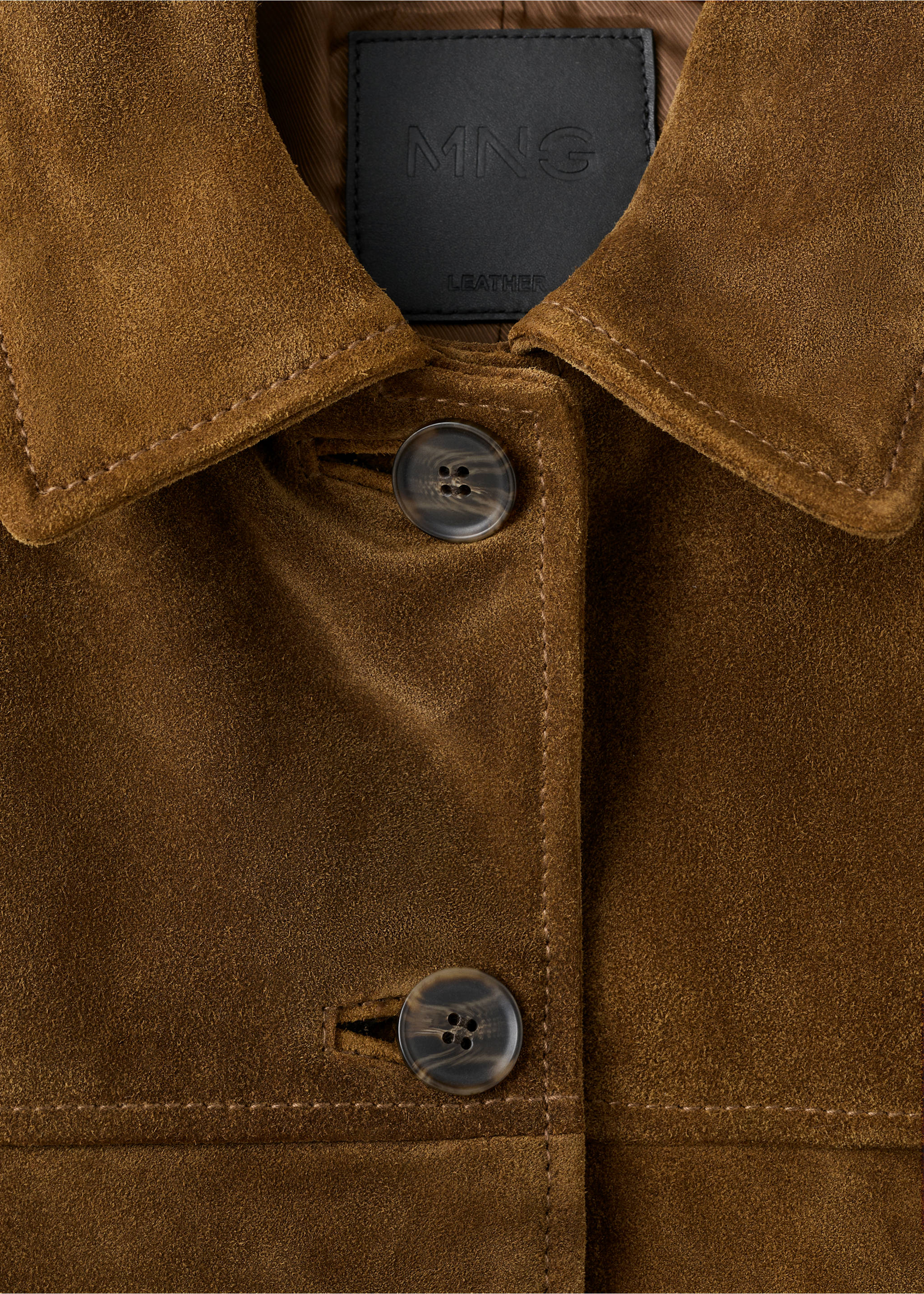 Suede leather jacket with buttons - Details of the article 8, Tobacco Brown. Ref: 27024045-01.