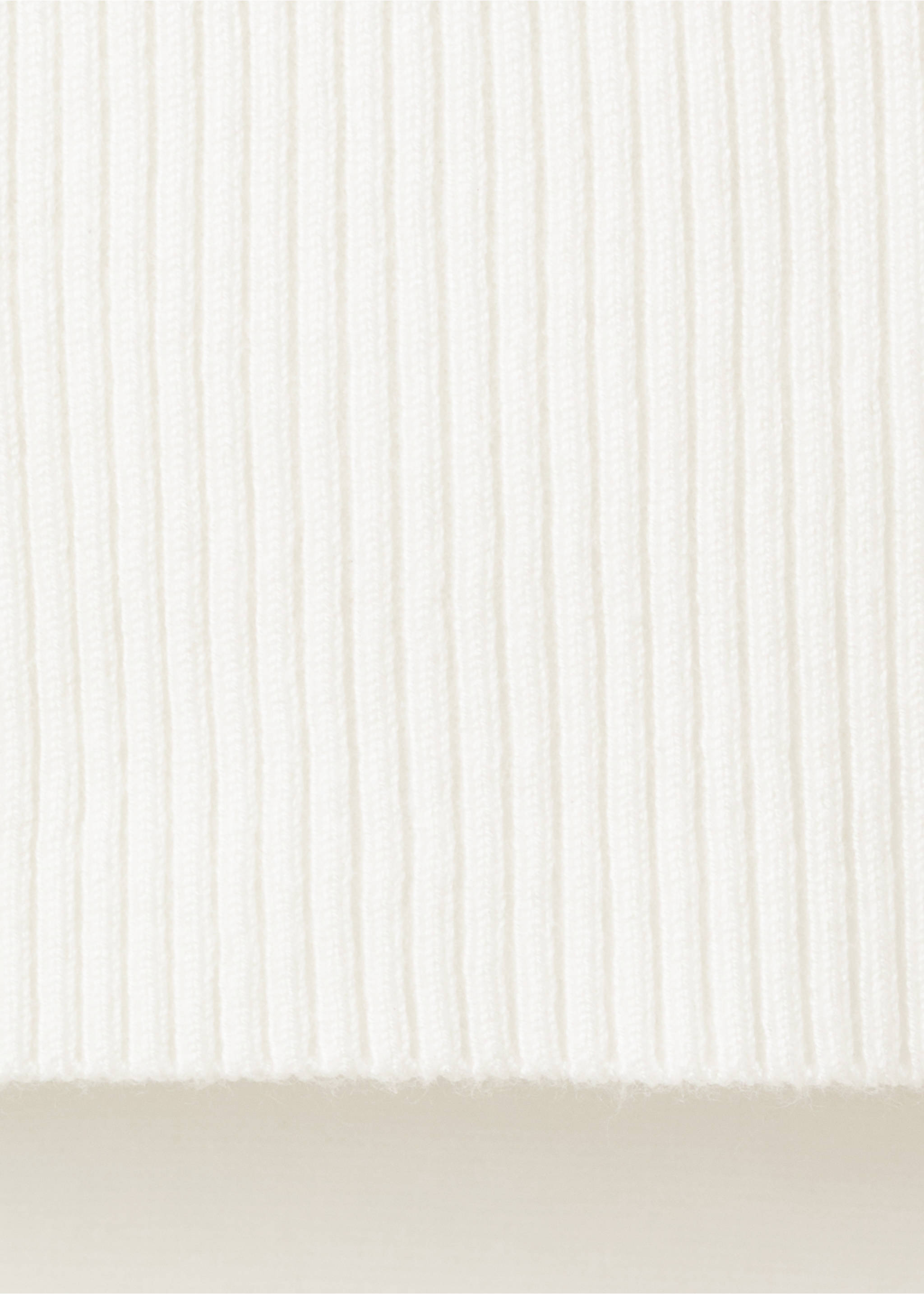 Knitted top with contrasting piping - Details of the article 0, Off White. Ref: 27024049-00.