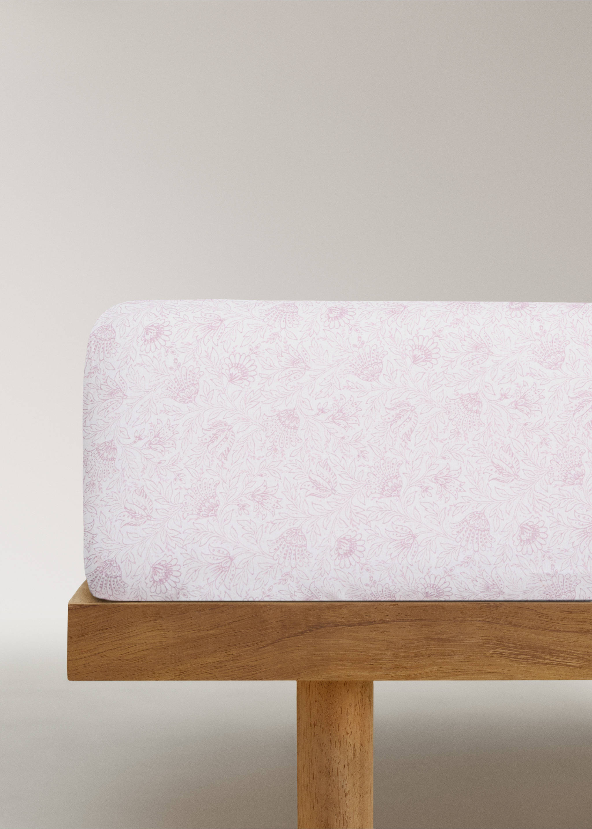 Children's fitted sheet in cotton percale with mini flowers for a 90 cm bed - Article without model, Pastel Pink. Ref: 27024068-00.