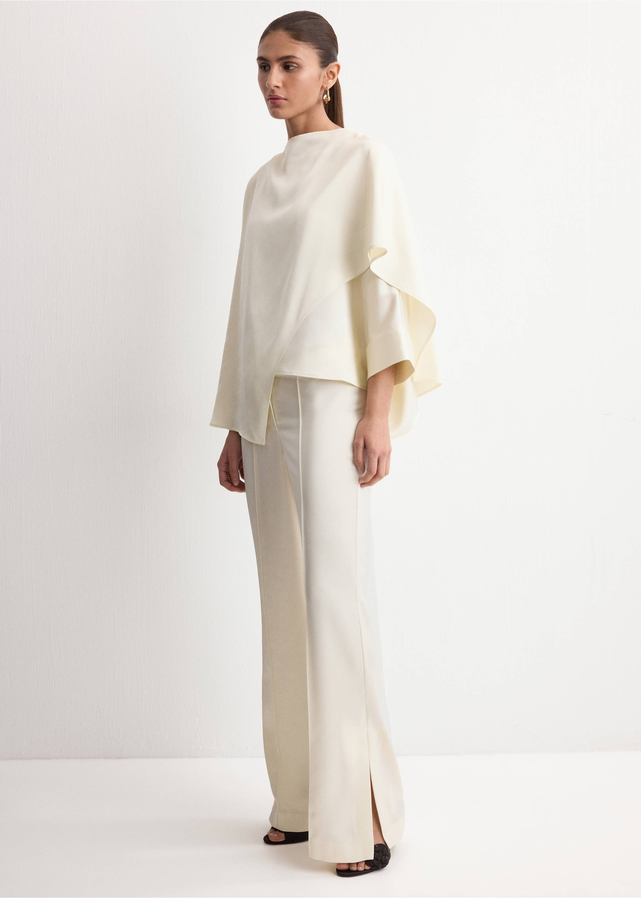 珠宝扣缎面长裤 - null, 米色. Ref: 27024077-00.