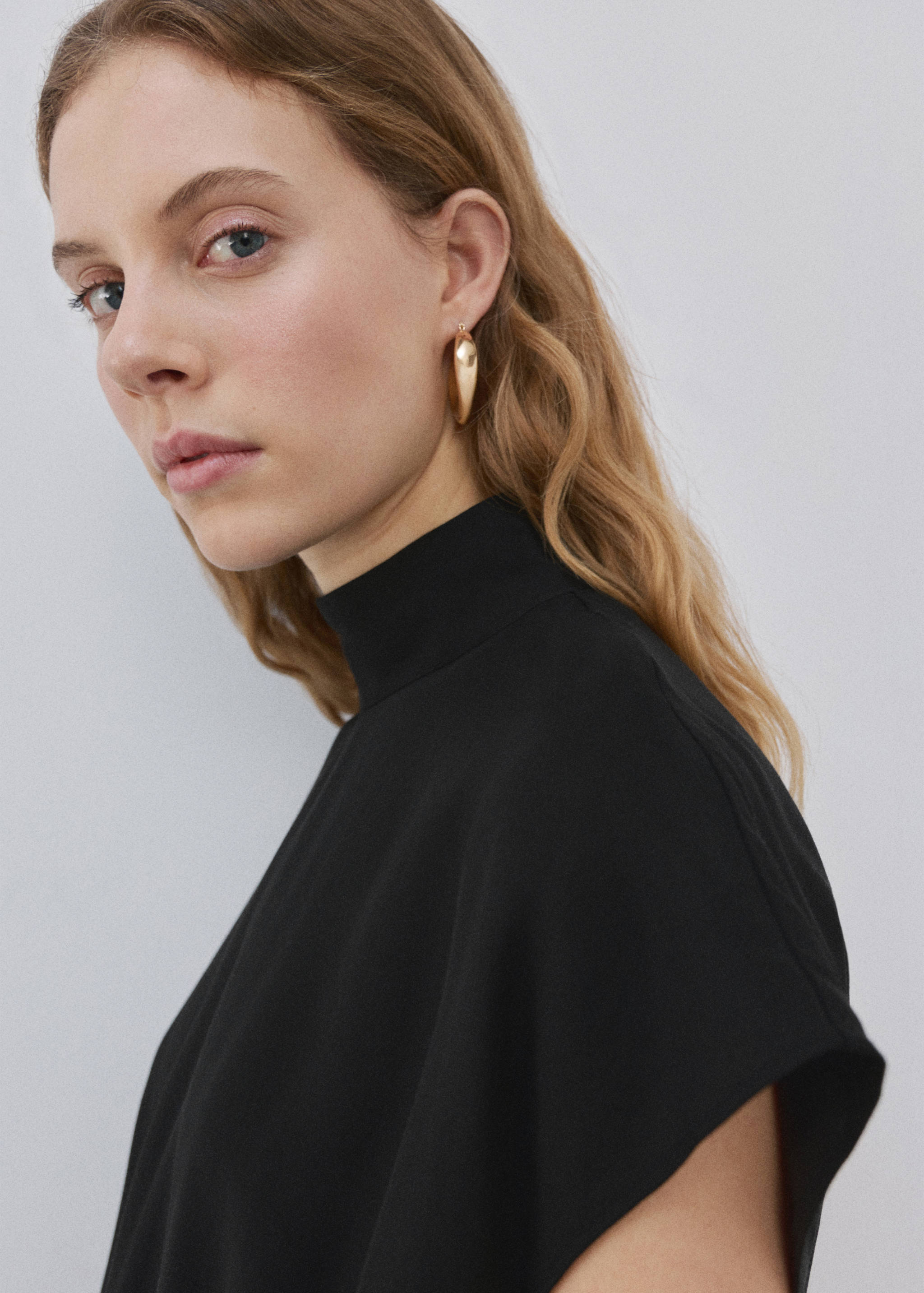 Lyocell dress with belt - Details of the article 1