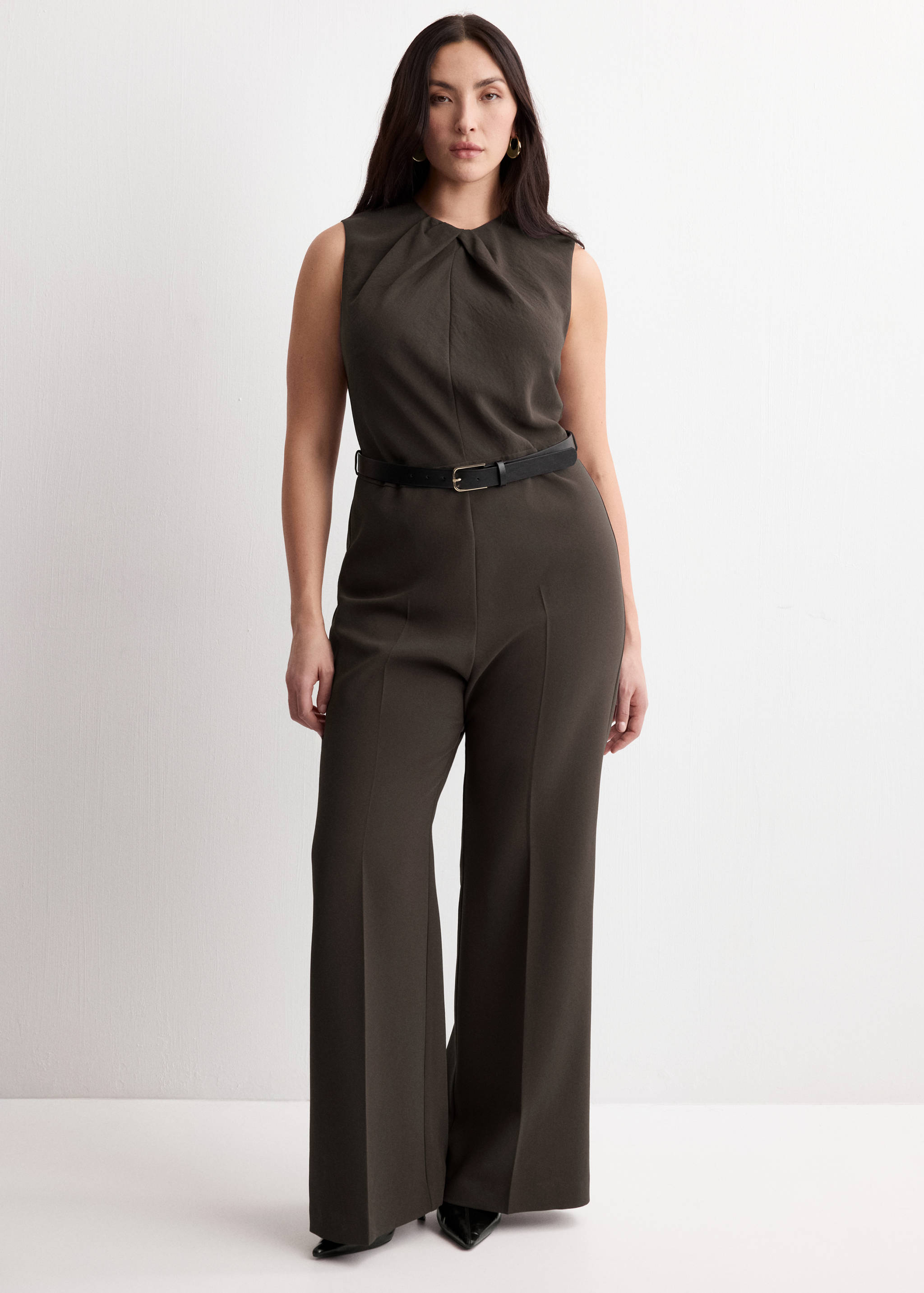 Jumpsuit met gedrapeerd detail en ceintuur - Detail van het artikel 3