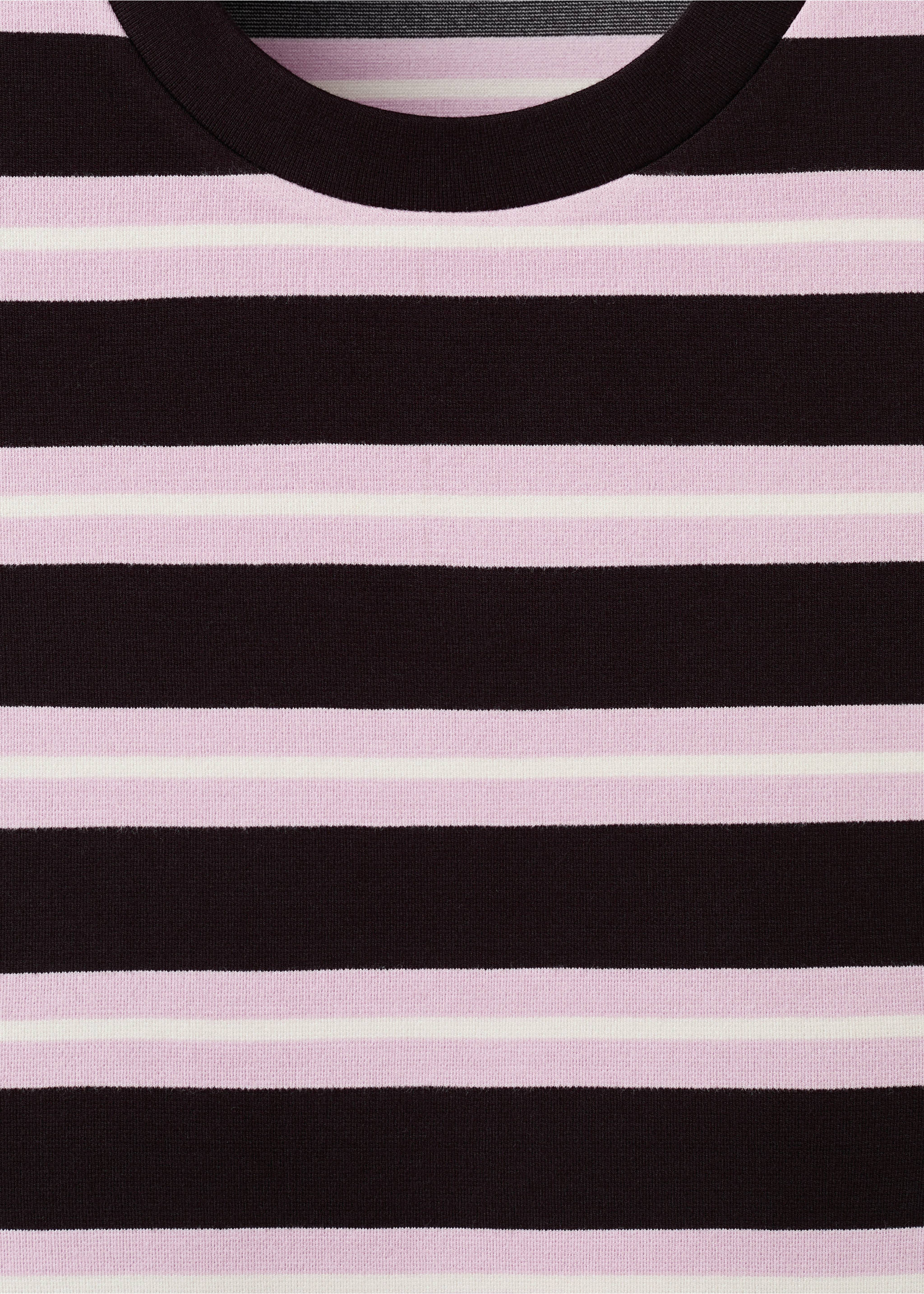 Samarreta màniga curta ratlles - Detall de l'article 8, Marró. Ref: 27024088-00.