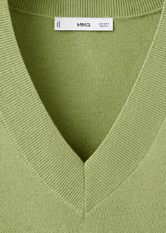 V-neck knit sweater — Green 9