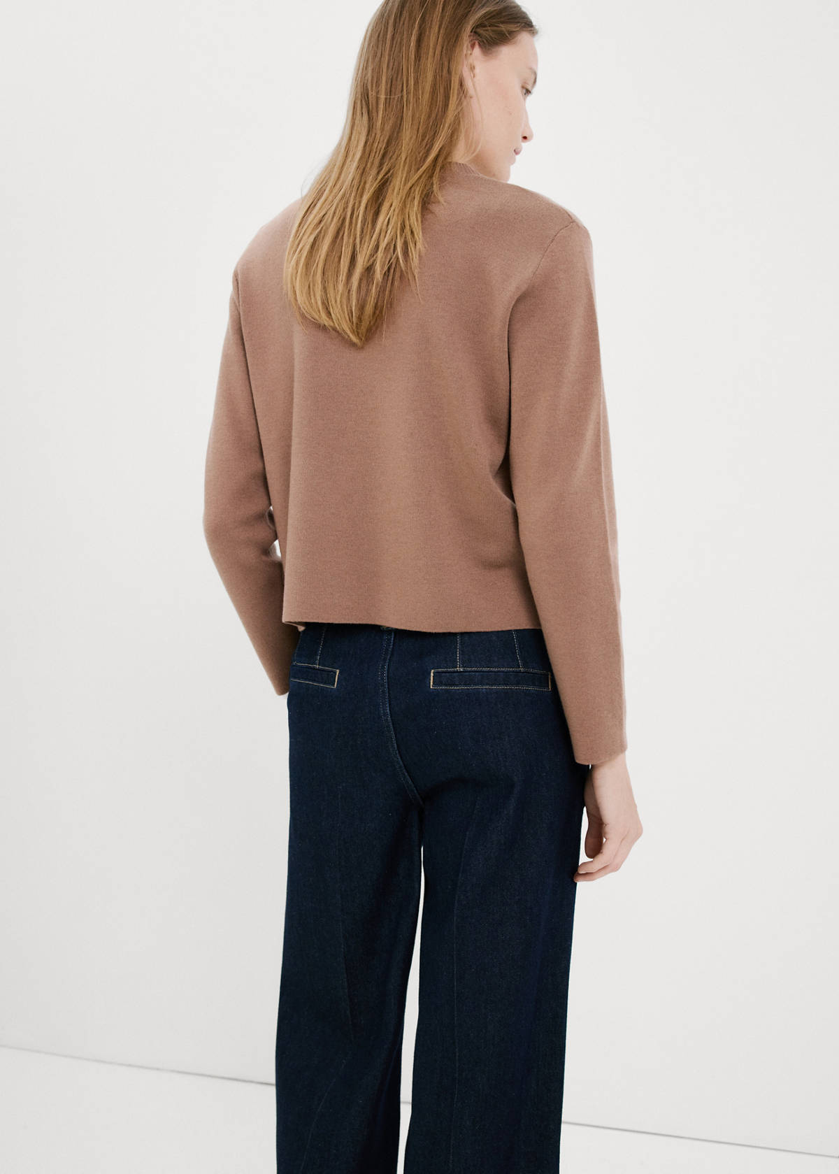 Round-neck knitted sweater — Medium Brown