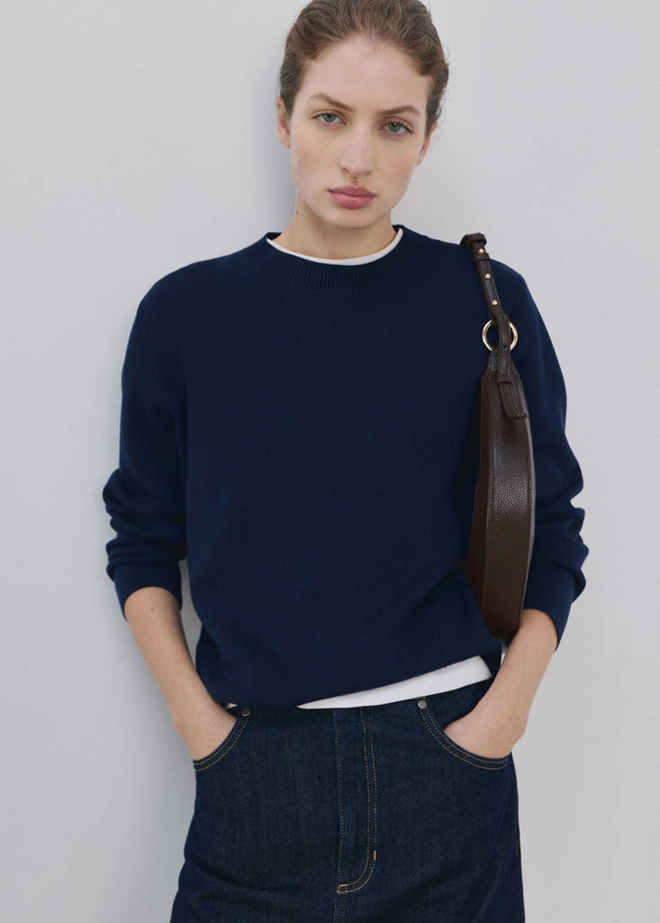 Round-neck knitted sweater — Dark Navy