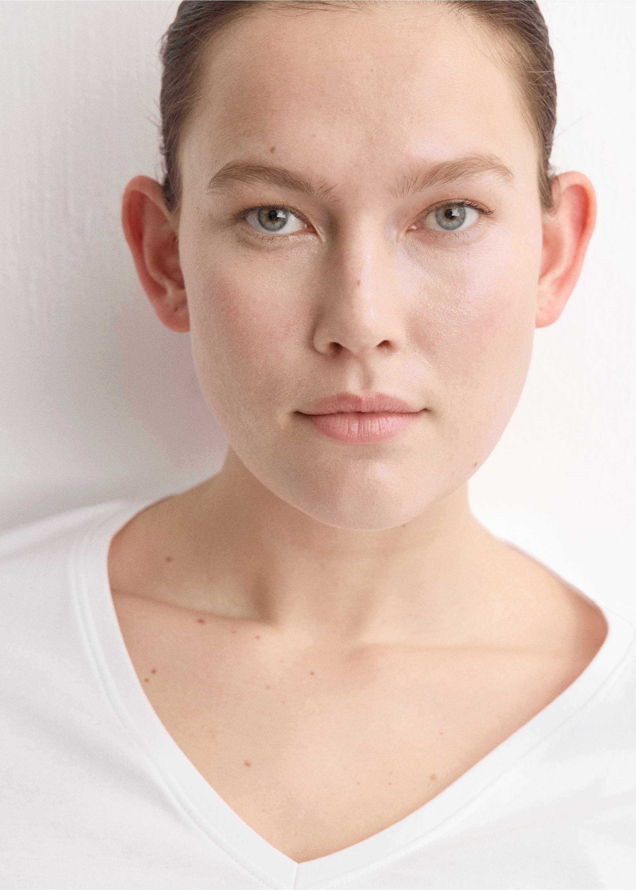 T-shirt coton col en V - Détail de l'article 4, Blanc. Ref: 27024092-00.