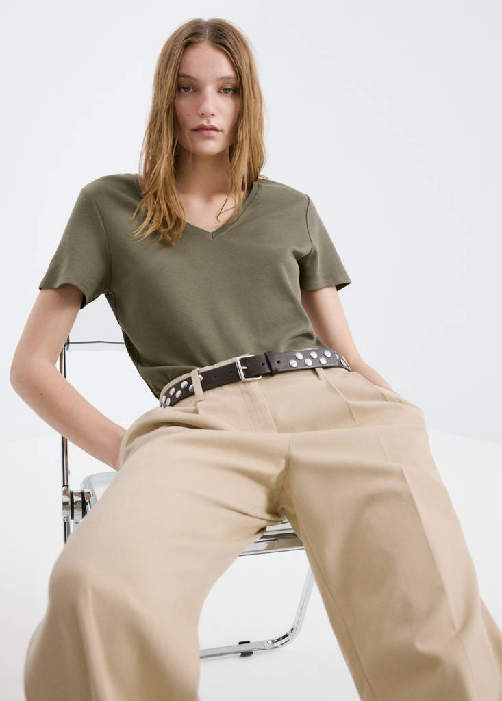 V-neck cotton T-shirt — Khaki