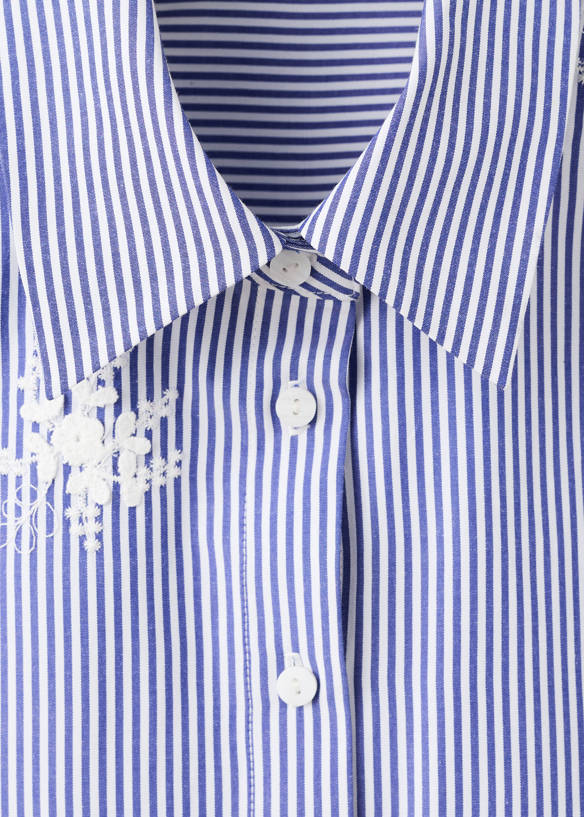 Embroidery striped shirt - Details of the article 8