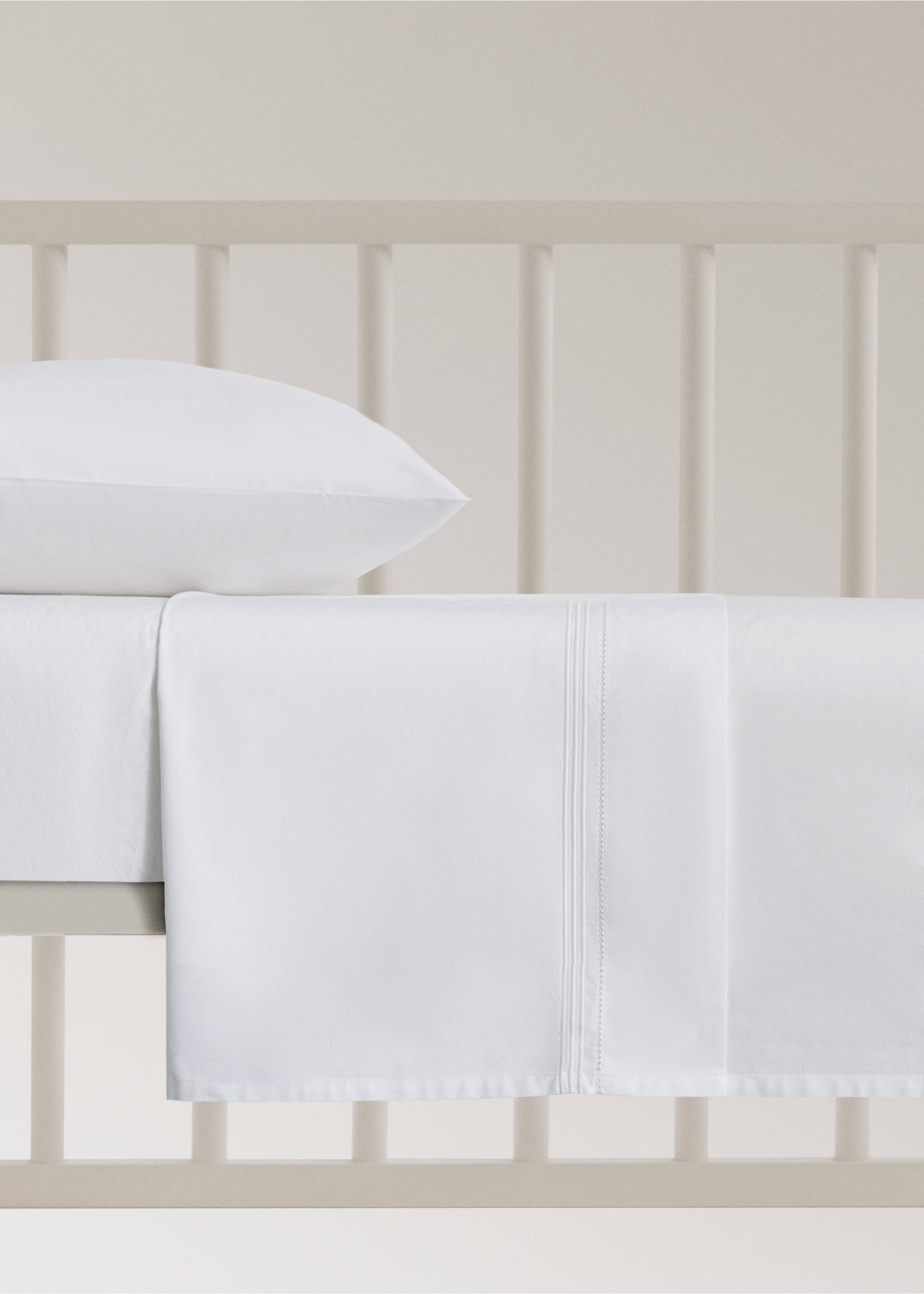Top sheet in percale cotton with hemstitch for a 90cm bed - Article without model, White. Ref: 27024094-00.