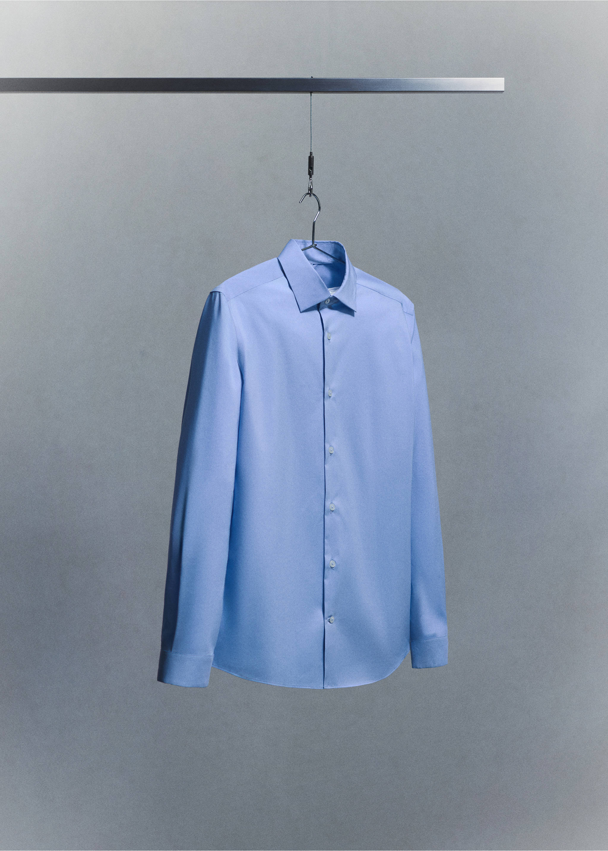 Camisa algodón comfort stretch non-iron - Detalle del artículo 9, Azul porcelana. Ref: 27024424-00.