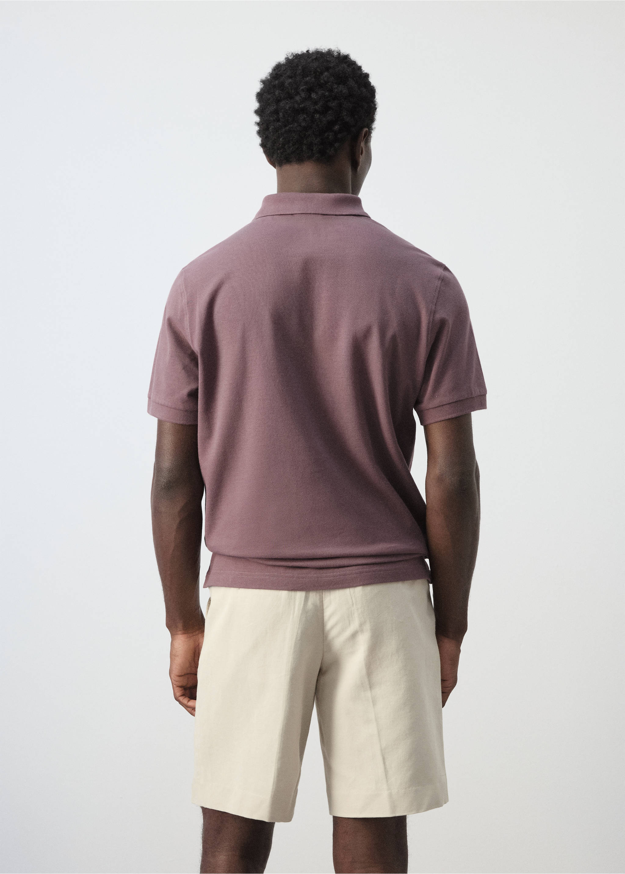 قميص بولو بقصة عادية من قطن بيكيه - الجهة الخلفية للمنتج, أرجواني. Ref: 27024427-00.