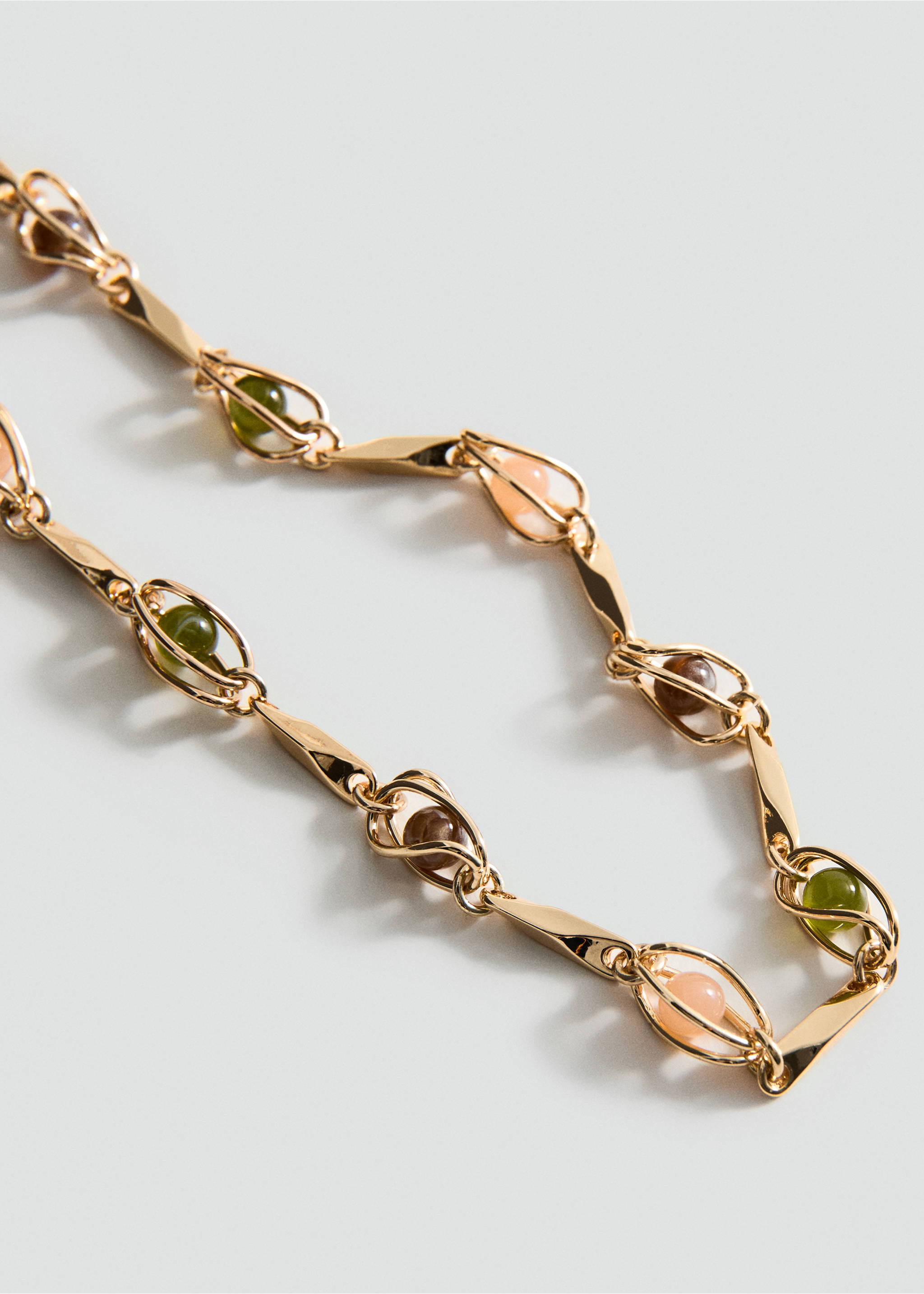 สร้อยคอลูกปัดลวดลายผสม - เครื่องบินขนาดกลาง, สีทอง. Ref: 27024437-00.