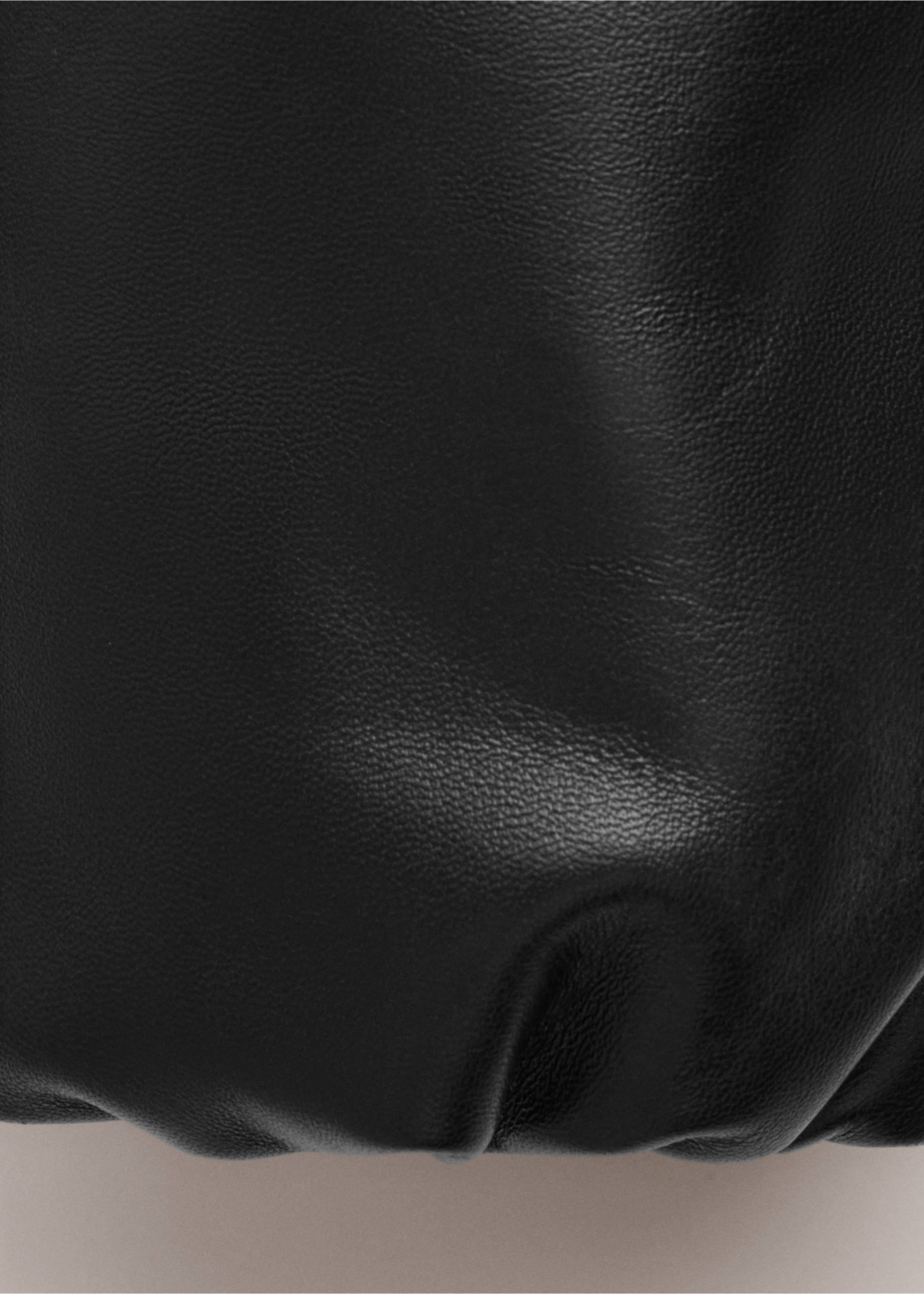 Chaqueta bomber piel cuello envolvente - Detalle del artículo 0, Negro. Ref: 27024442-00.