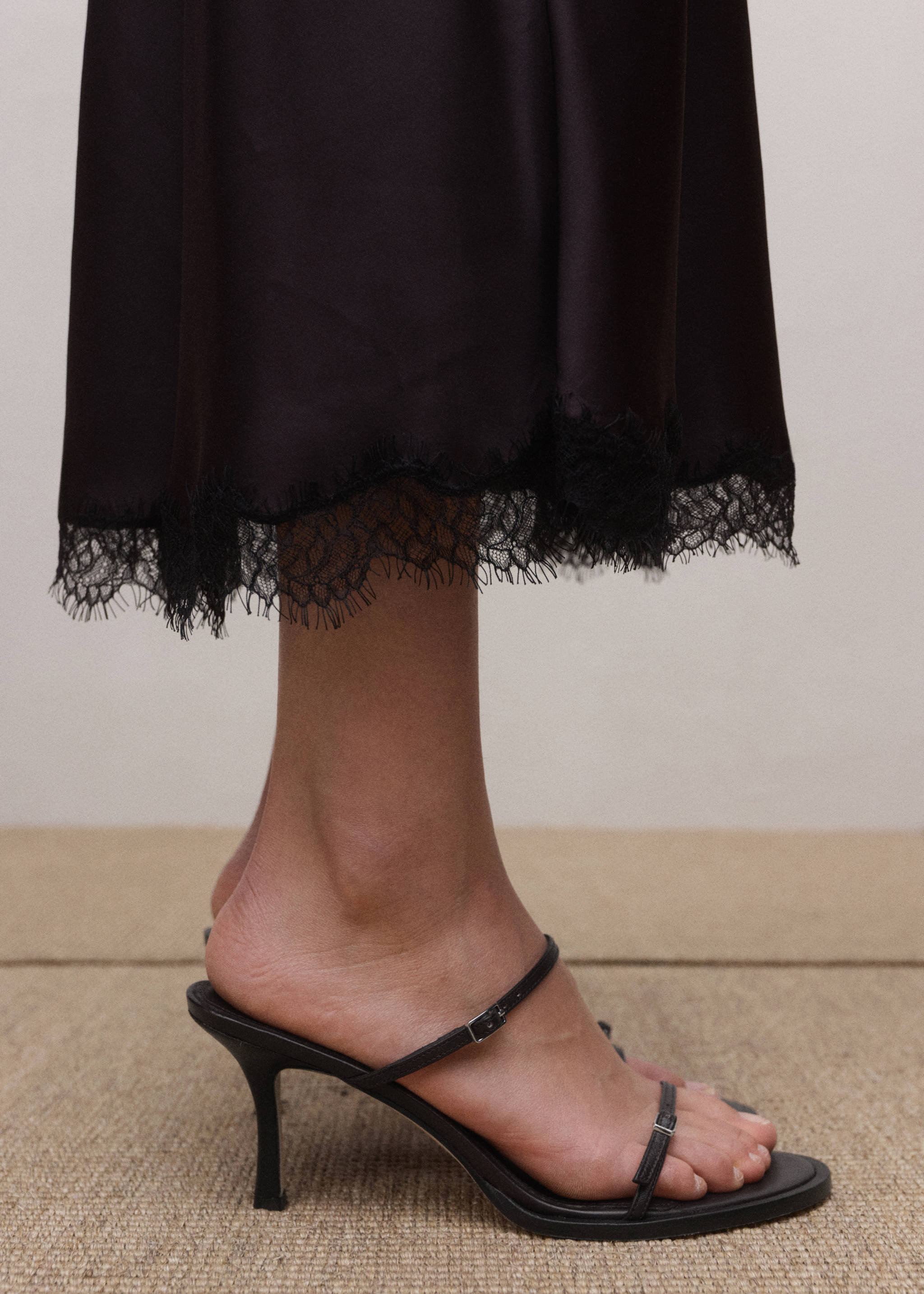 Sandales 100 % cuir lanières boucles - Plan général