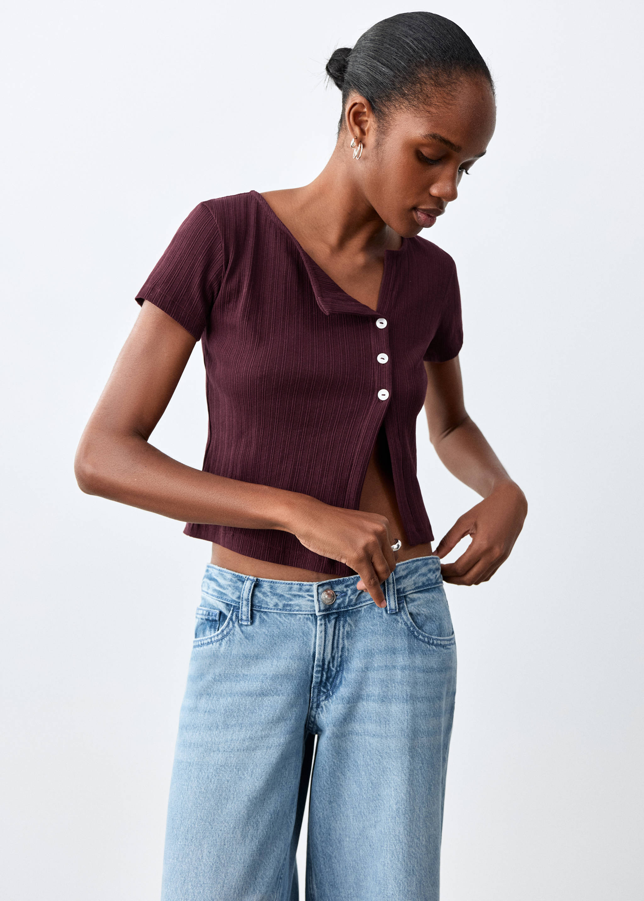 Ribbed T-shirt with button details - Medium plane