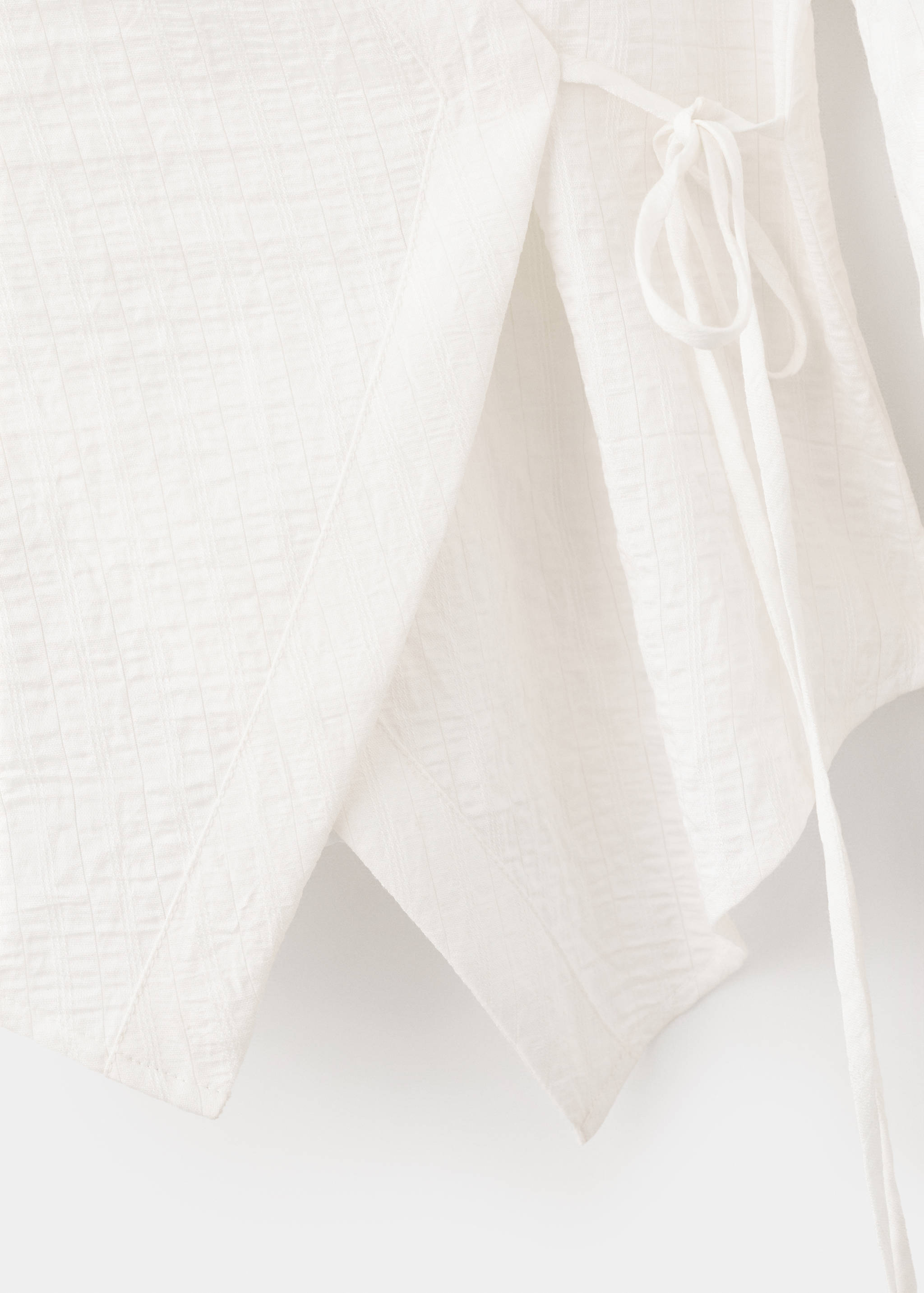 Double-breasted blouse with bow - Details of the article 0