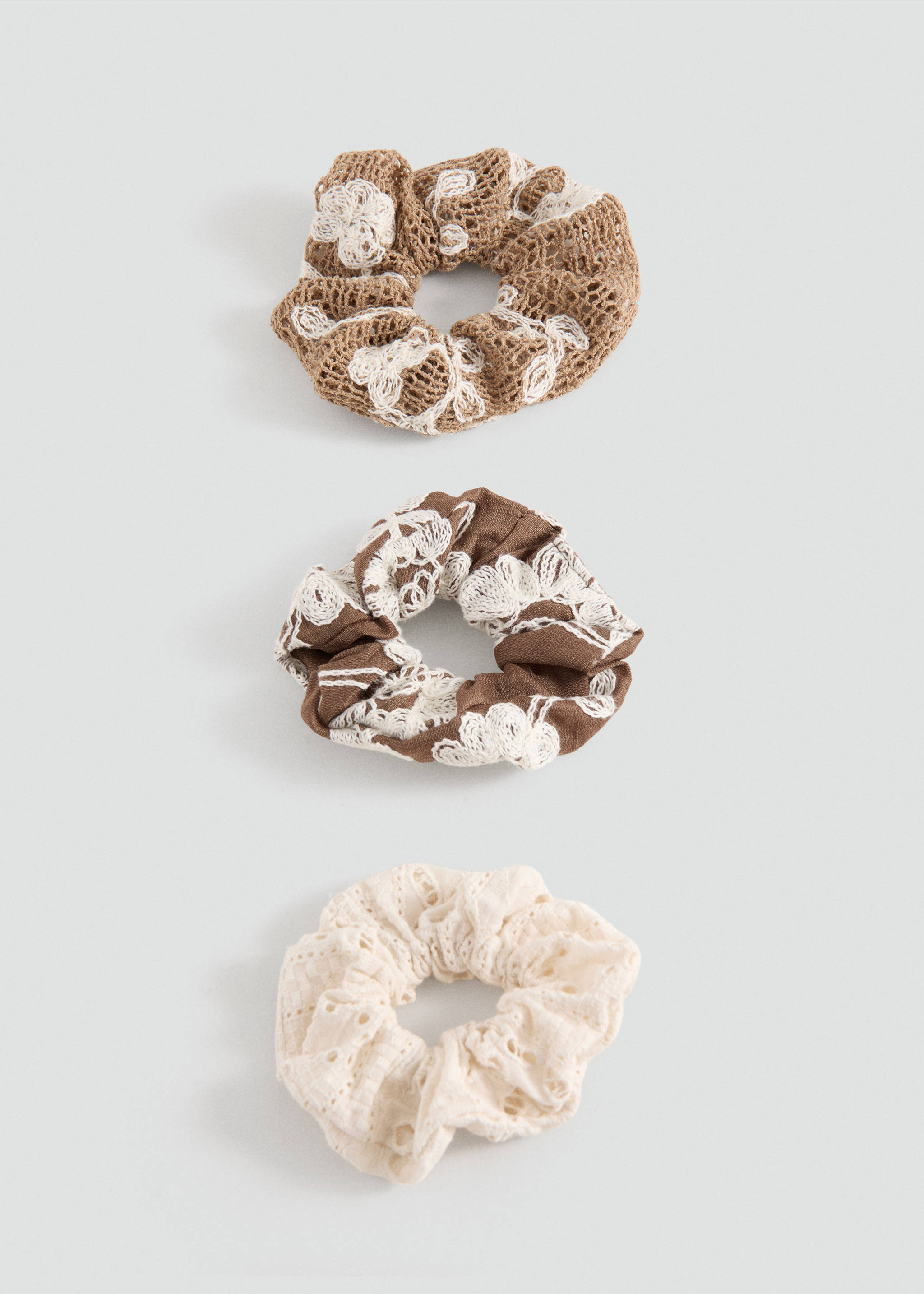 Pack of 3 embroidered scrunchies - Article without model, Sand. Ref: 27024787-00.