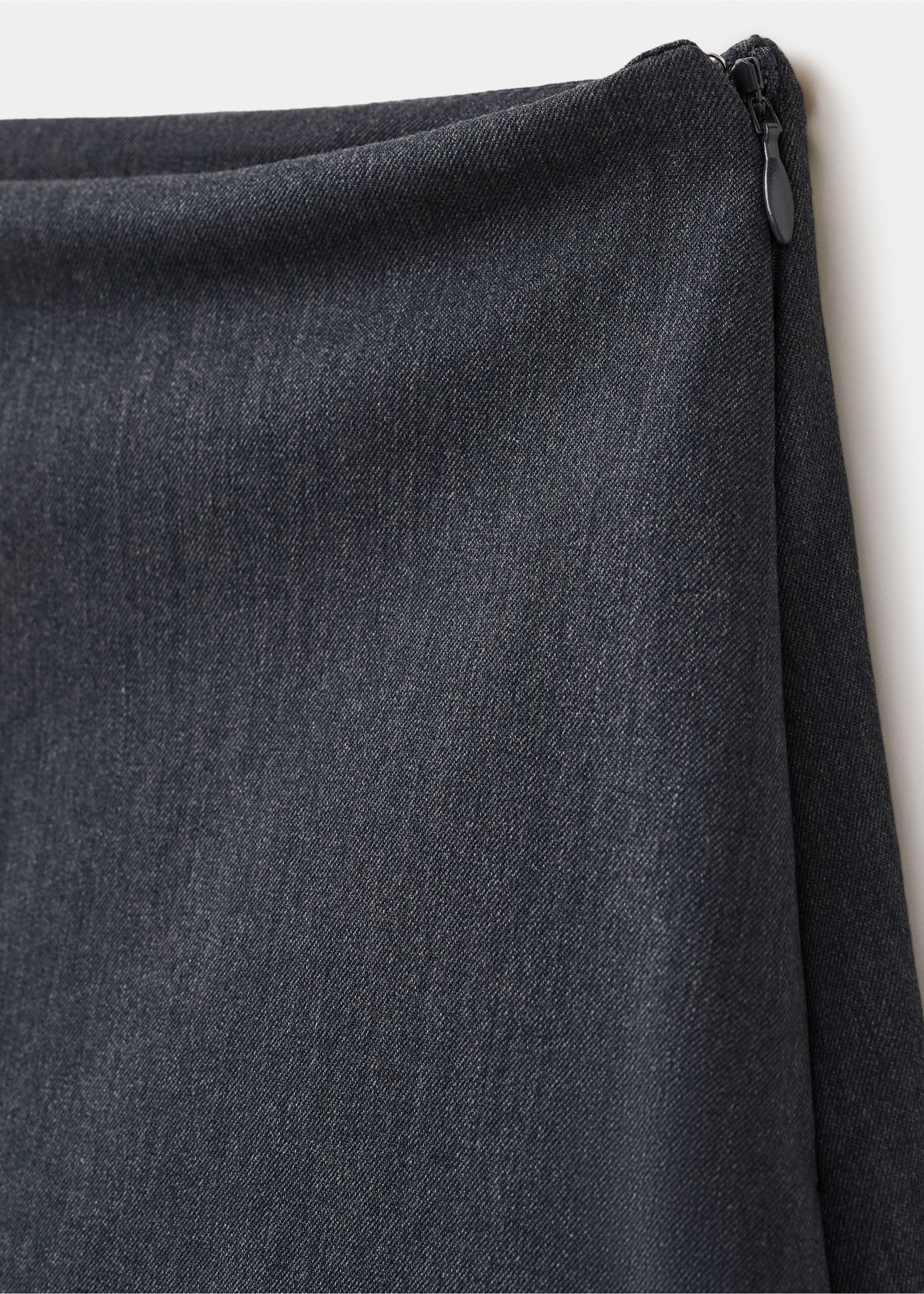 Straight-leg trousers with a mixed design - Details of the article 0, Grey. Ref: 27024790-00.