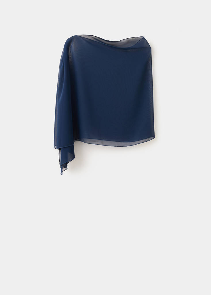 Semi-transparent cover with opening — Navy