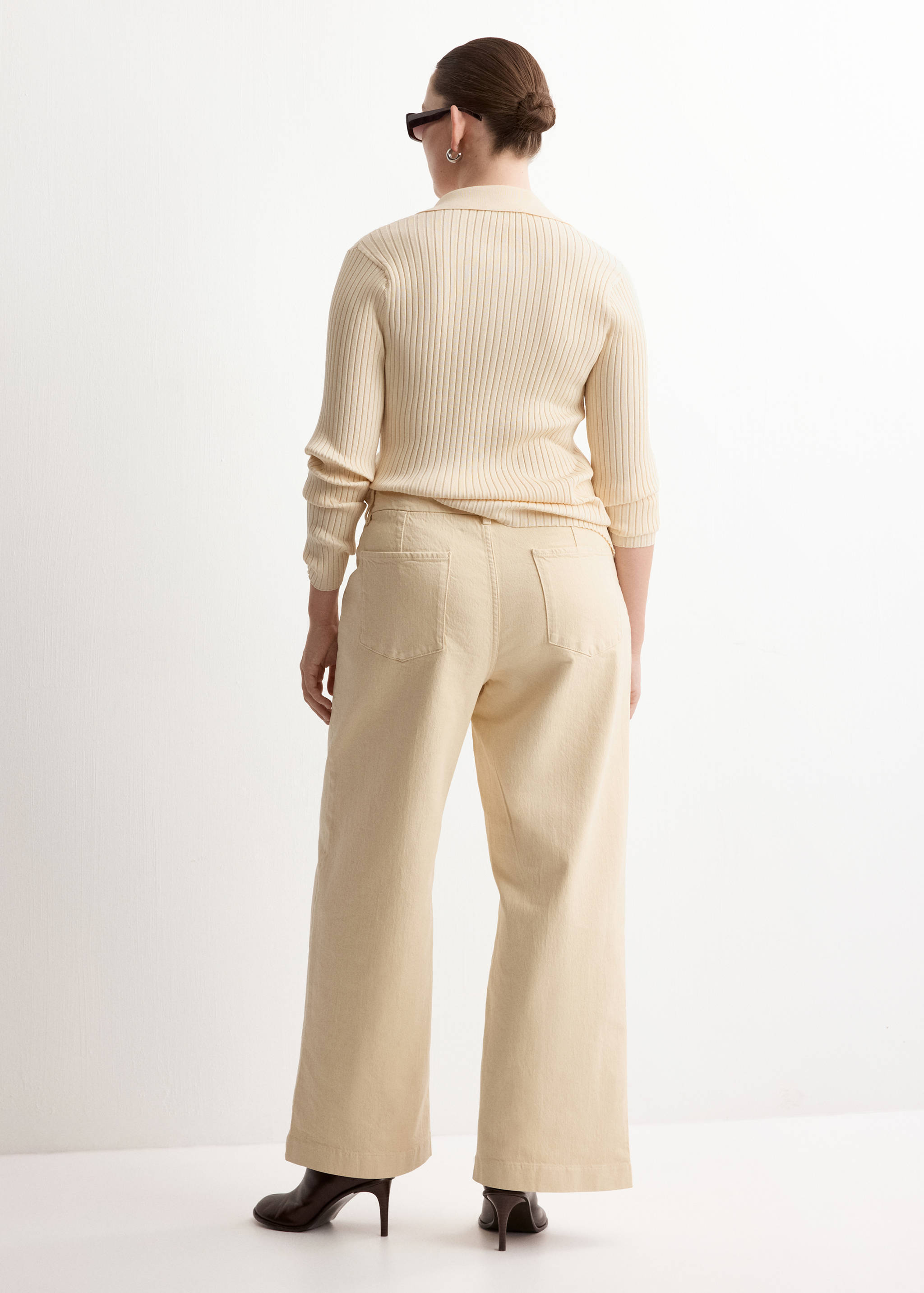 Джинсы wide leg с высокой посадкой и декоративными швами - Деталь изделия 4