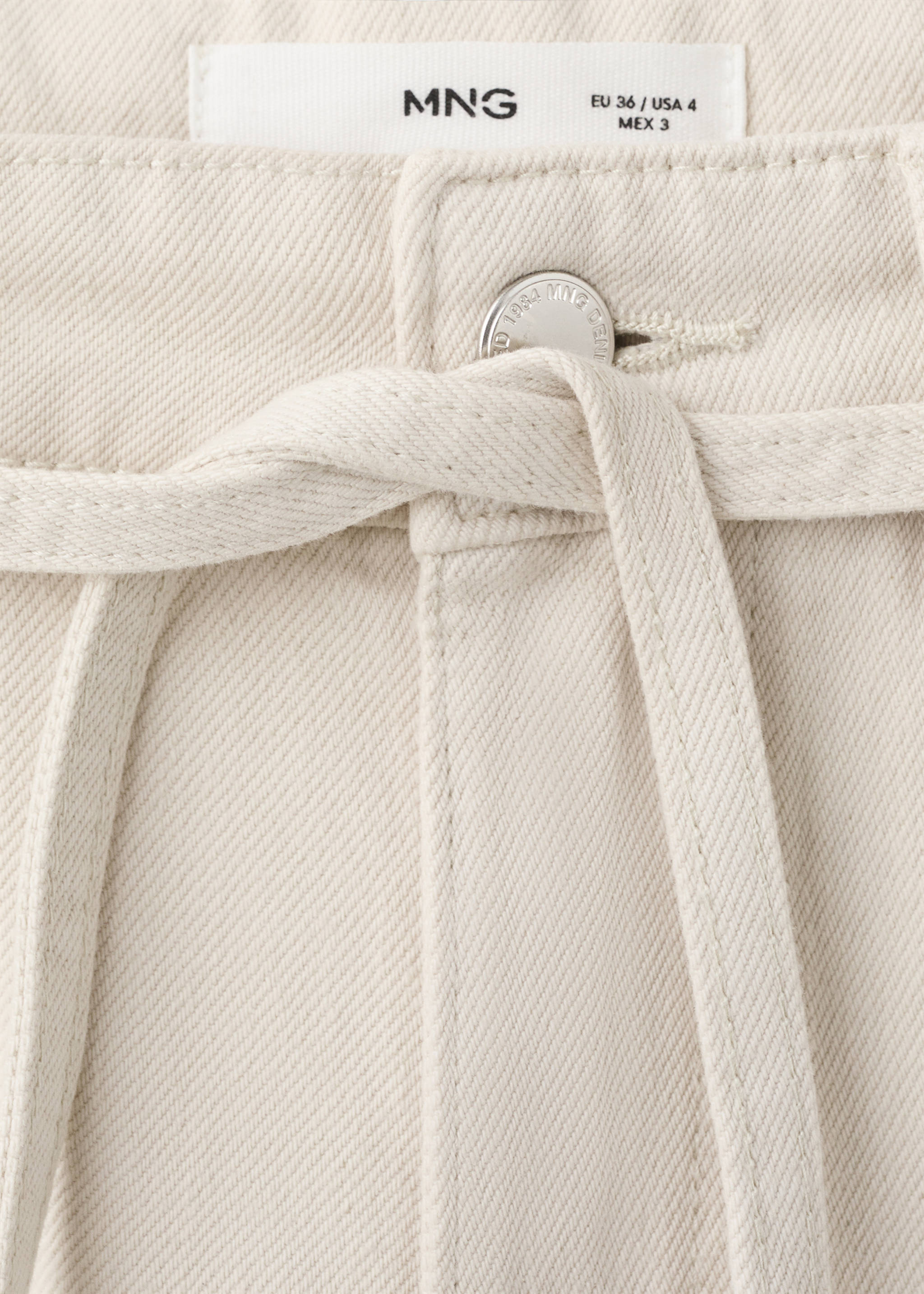 Wide leg jeans with belt - Details of the article 8