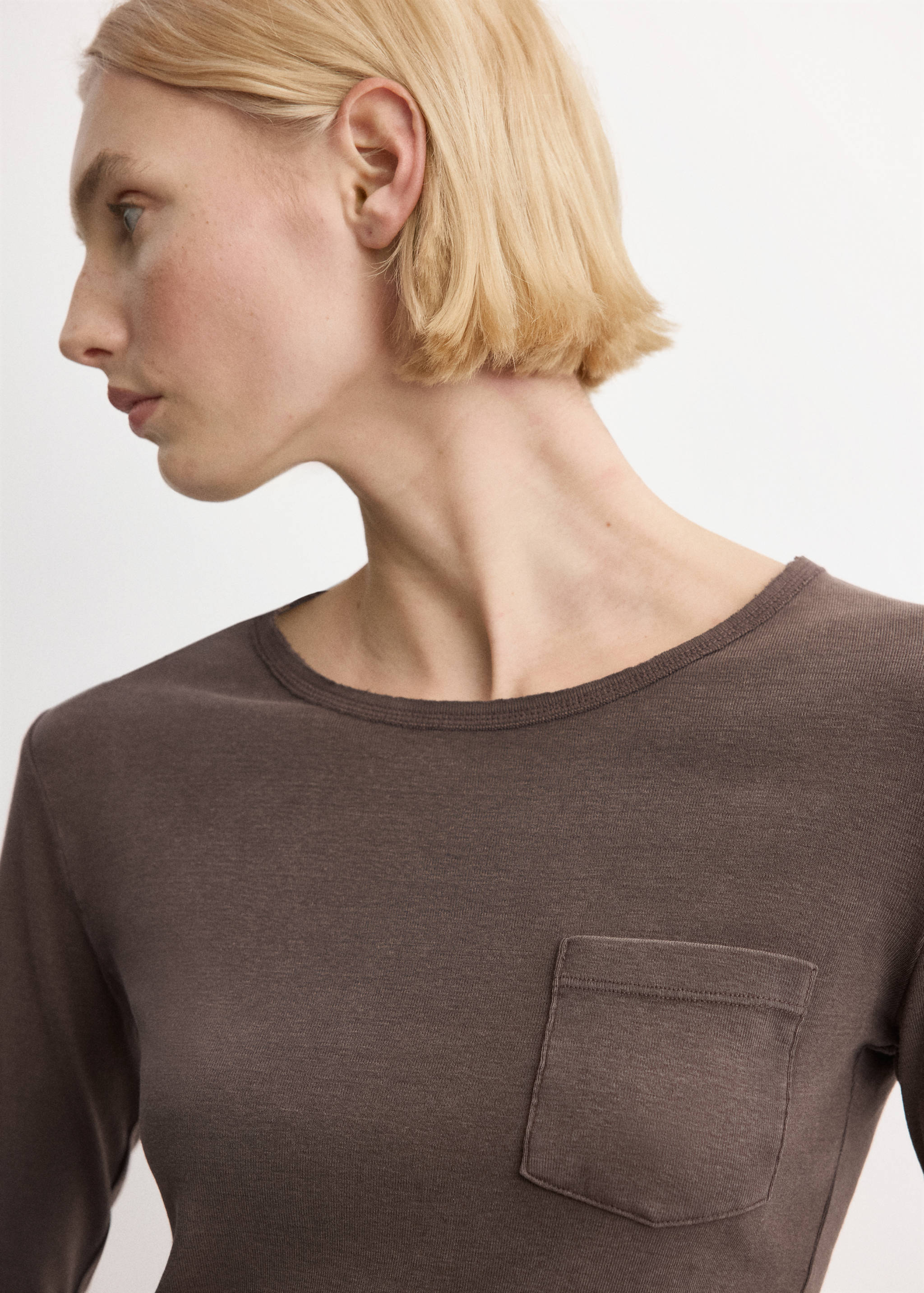 Long sleeve cotton t-shirt - Details of the article 1