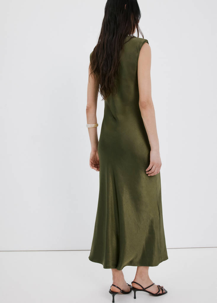 Satin dress with shoulder pads — Green