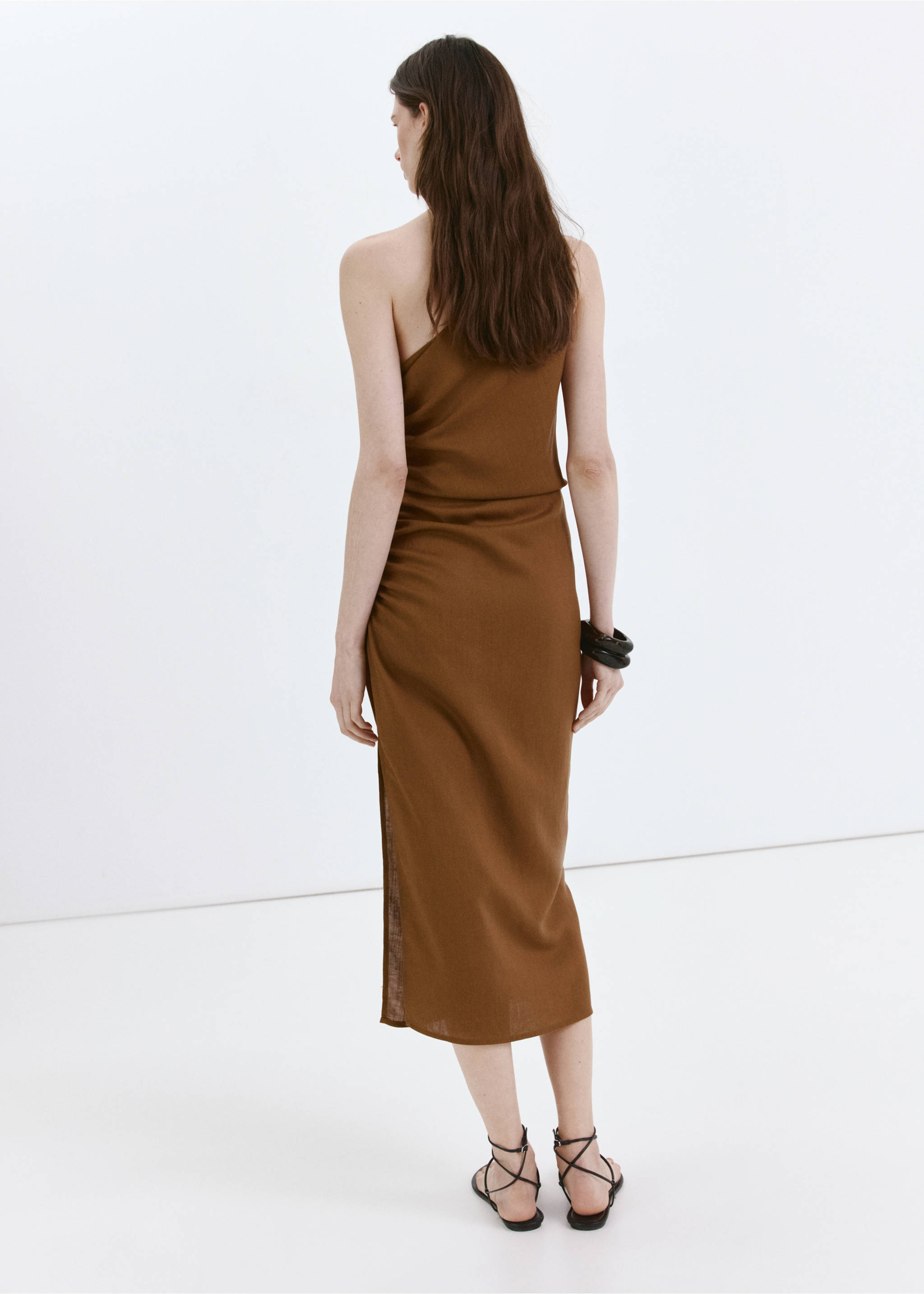 Vestido asimétrico abertura lateral - Reverso del artículo, Marrón tabaco. Ref: 27025827-01.