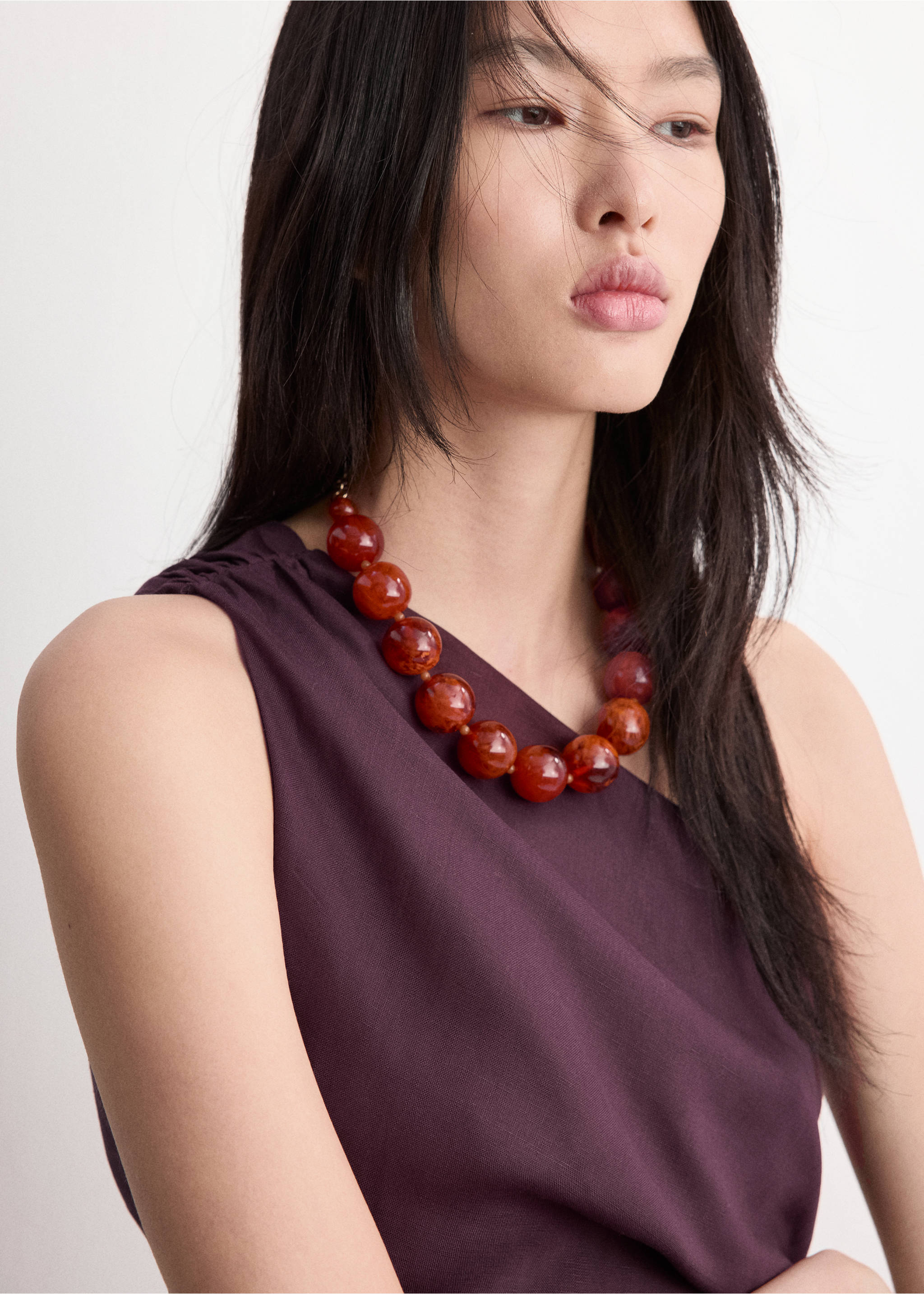 Vestido asimétrico abertura lateral - Detalle del artículo 1, Burdeos. Ref: 27025827-00.