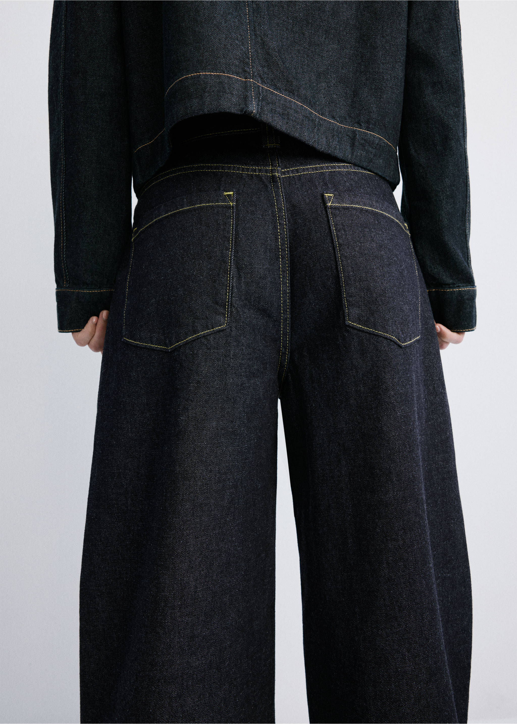 Mid-rise balloon jeans - Details of the article 4, Open Blue. Ref: 27025828-01.