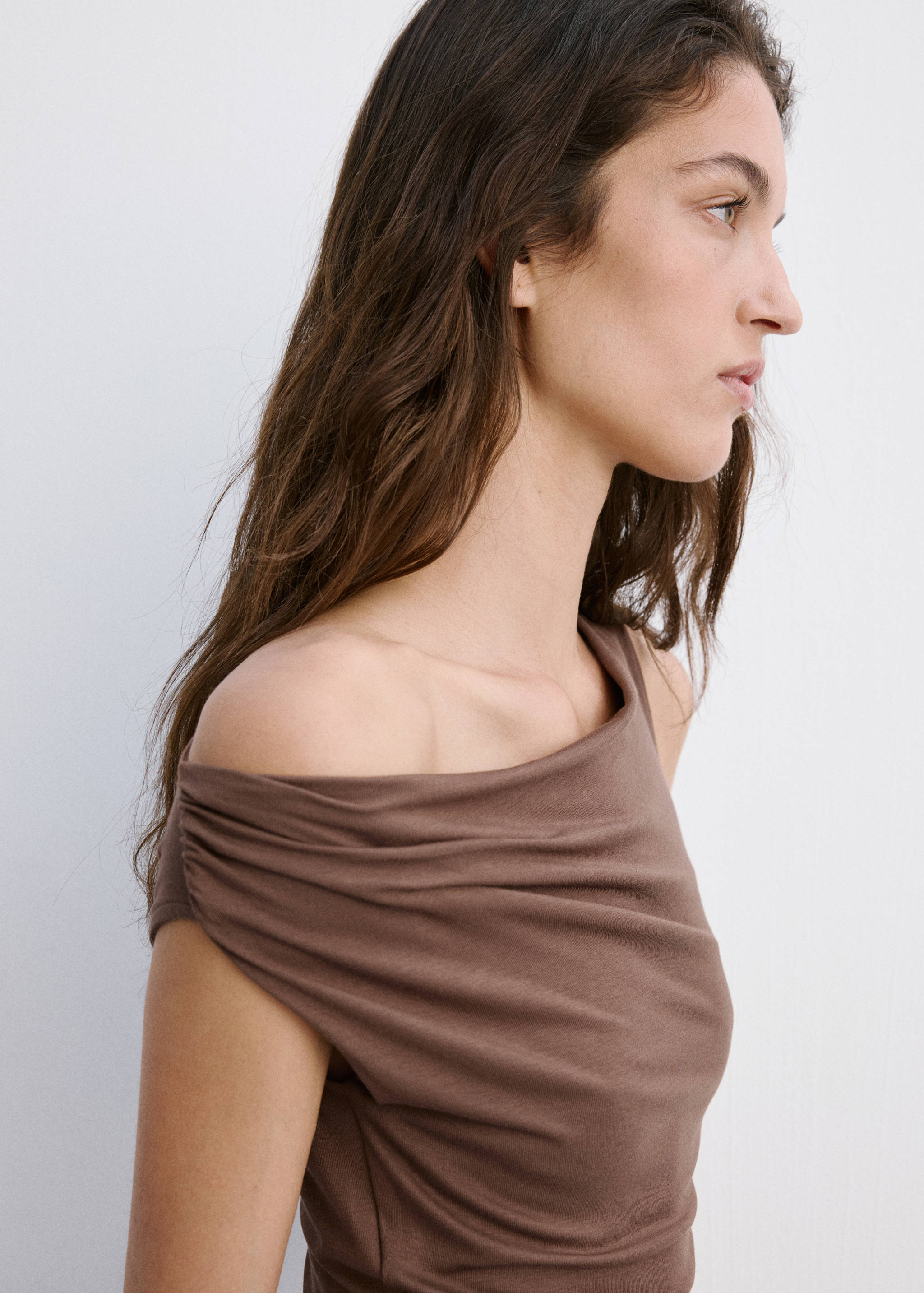 Vestido asimétrico cuerpo fruncido - Detalle del artículo 1