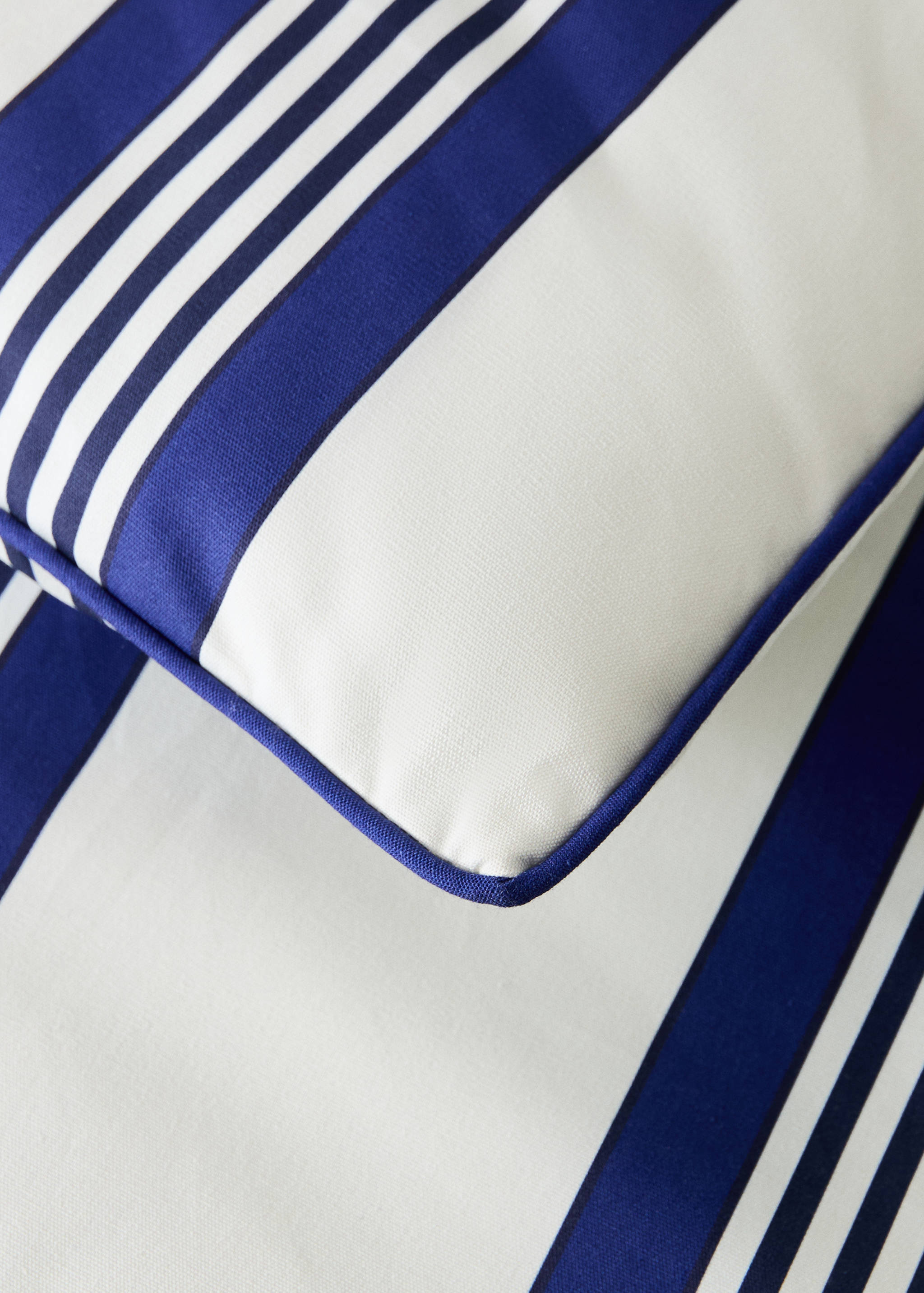 Waterproof striped sun lounger topper 70x200 cm - Details of the article 1