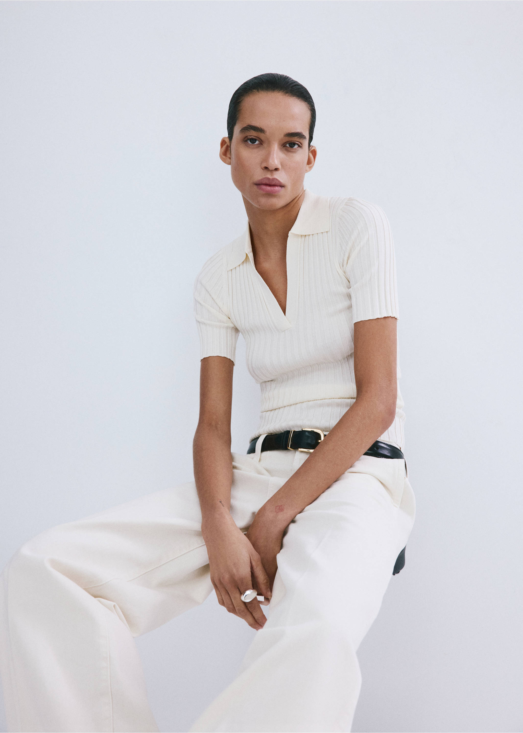 Jersey punto cuello pico - Plano medio, Crudo. Ref: 27025835-00.