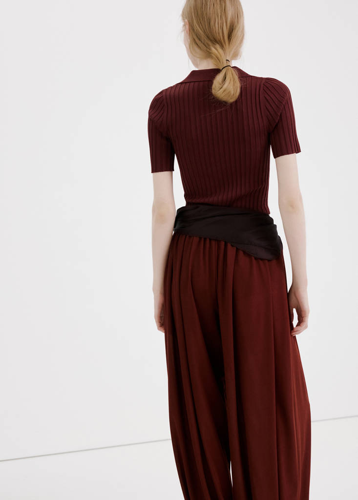 V-neck knit sweater — Burnt Orange