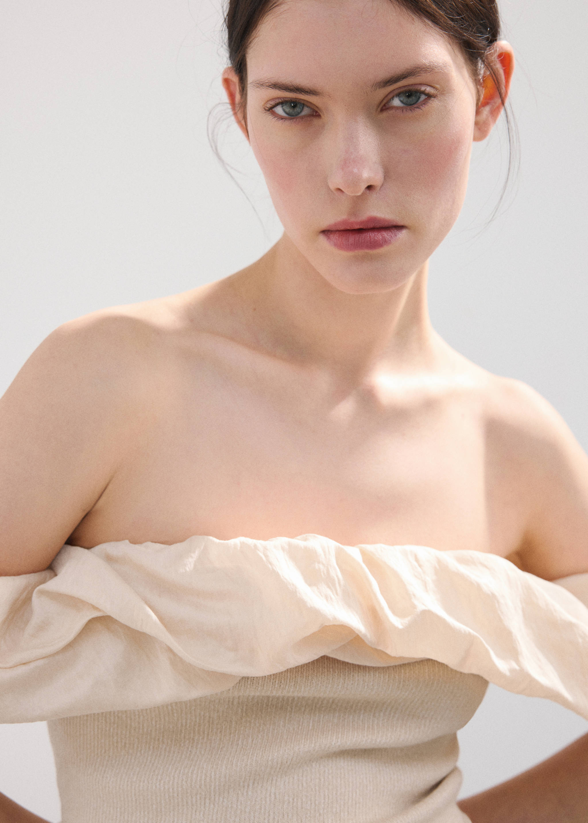 Трикотажный топ без бретелей - Деталь изделия 1