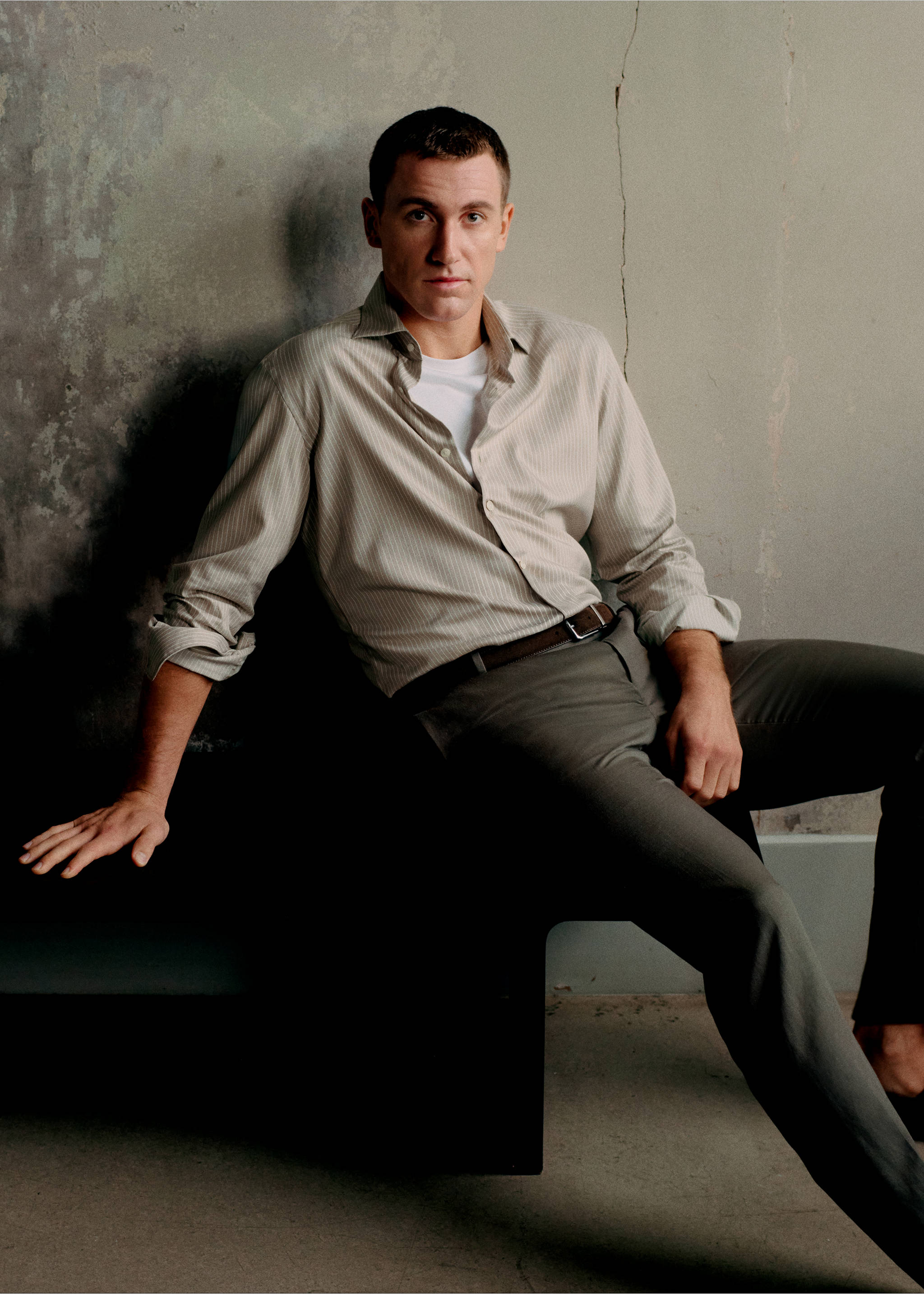 Calças de liocel e linho slim fit - Pormenor do artigo 5, Castanho-médio. Ref: 27025933-00.