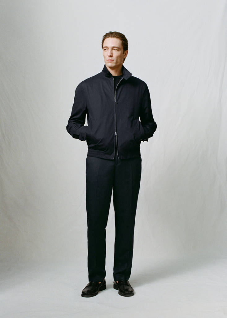 Slim-fit lyocell linen trousers — Navy