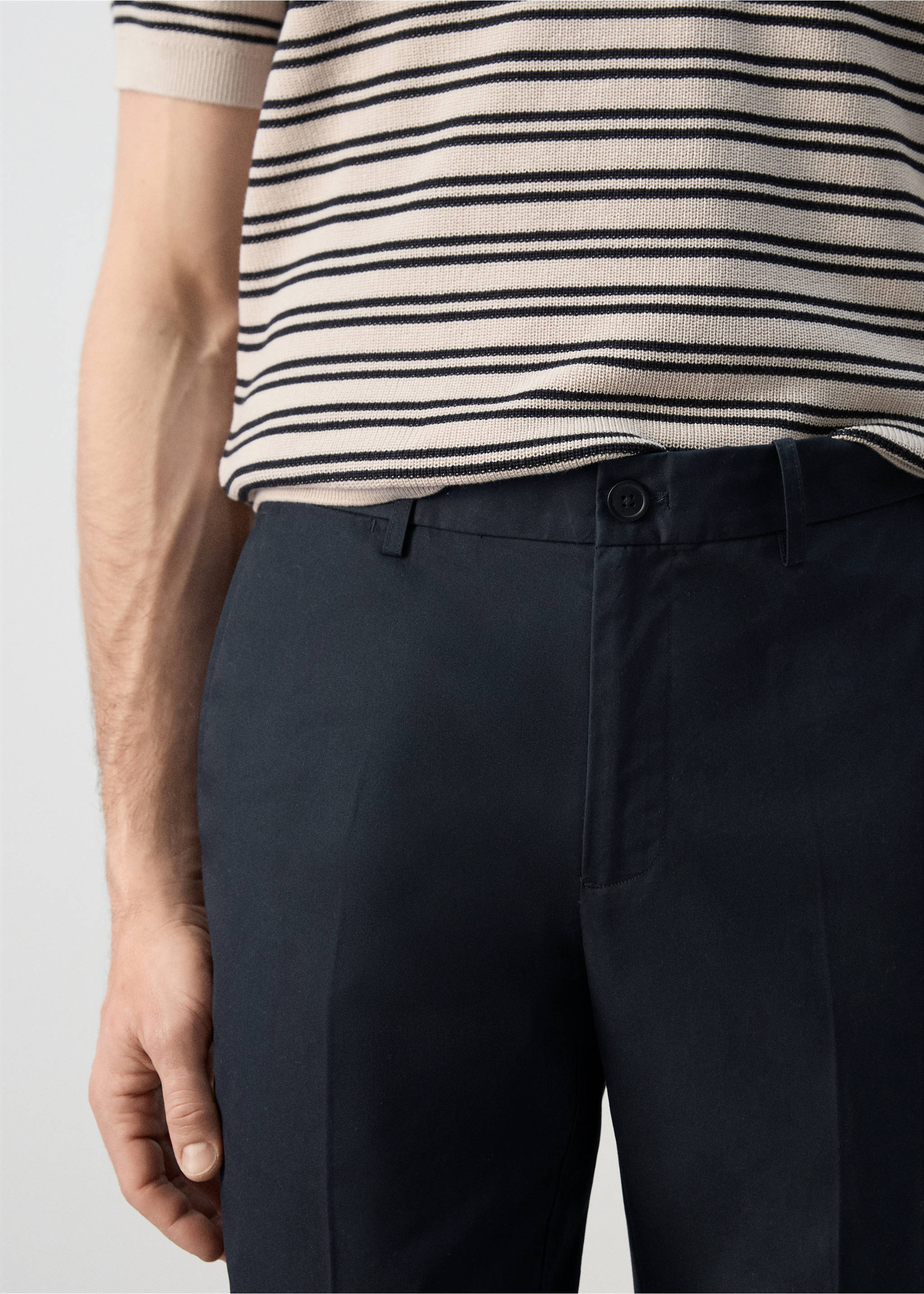 100% cotton twill slim fit trousers - Details of the article 1, Navy. Ref: 27025934-00.