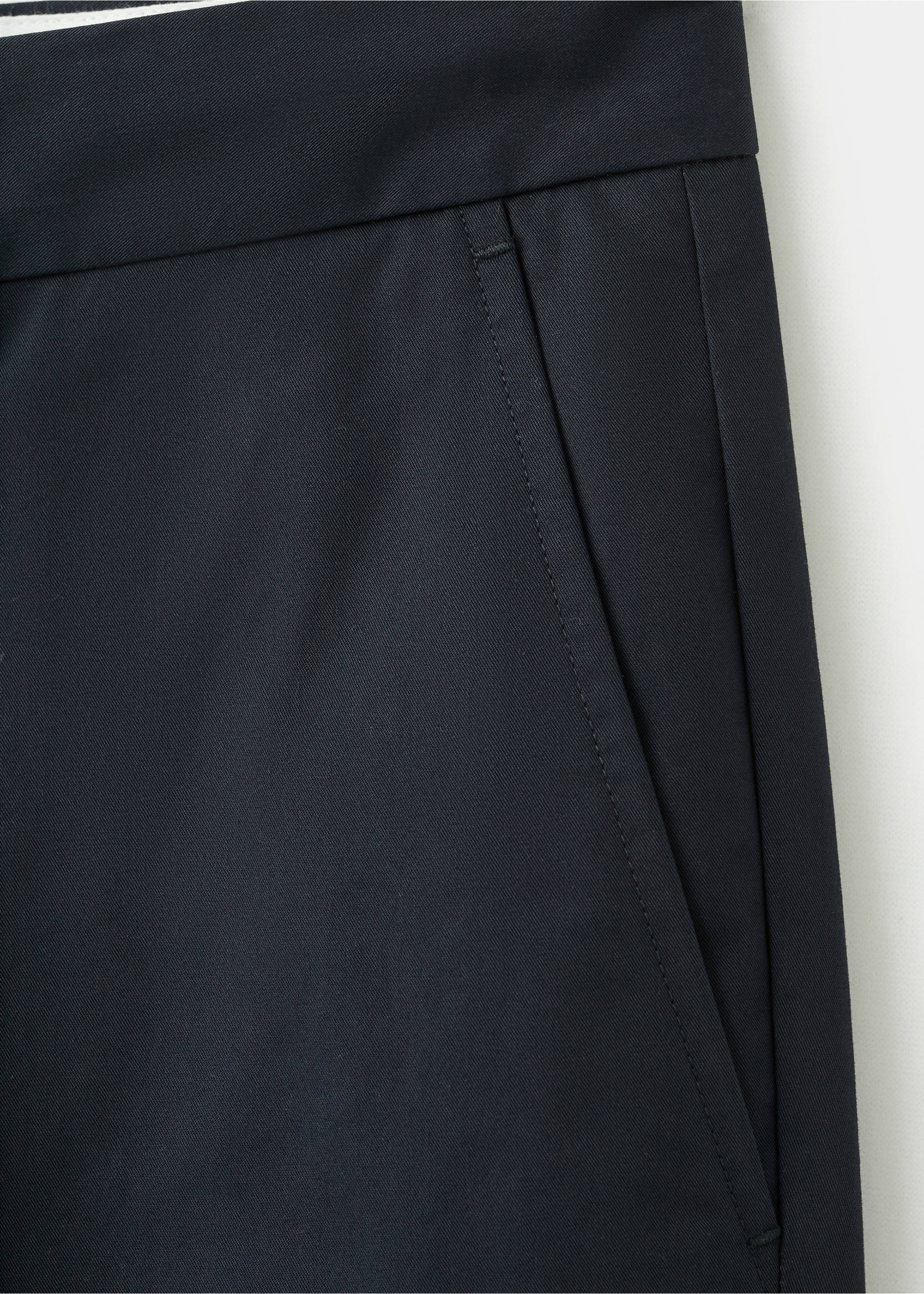 100% cotton twill slim fit trousers - Details of the article 8, Navy. Ref: 27025934-00.
