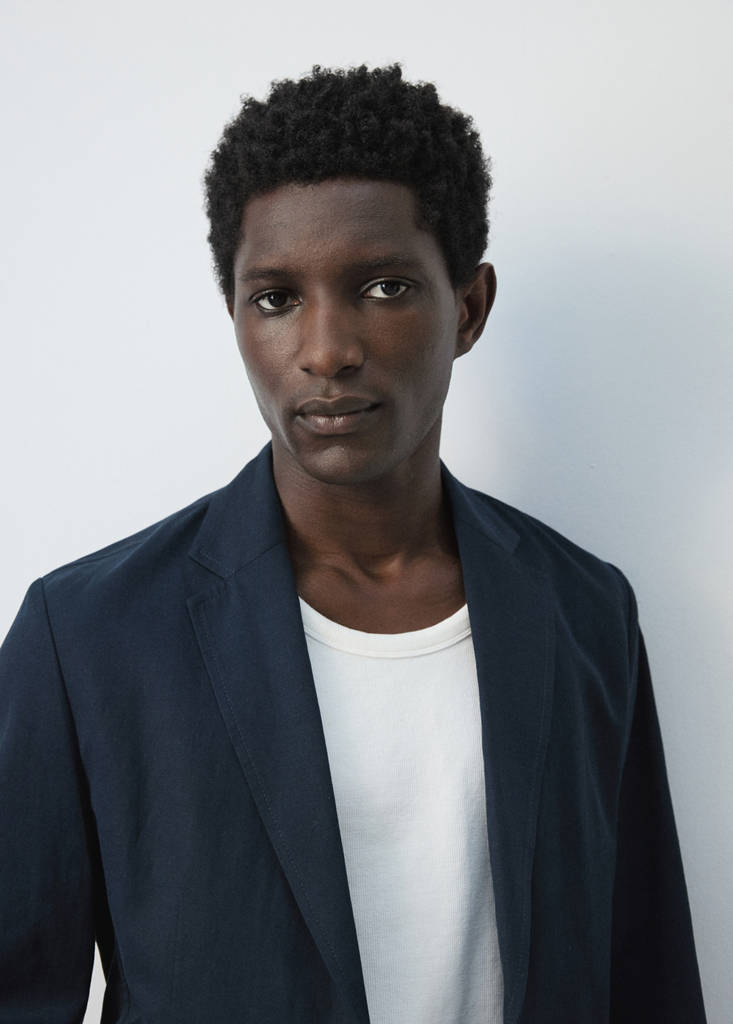 Slim-fit suit jacket made from a linen-lyocell blend — Navy