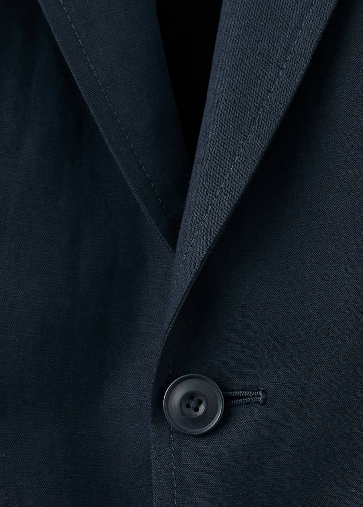 Slim-fit suit jacket made from a linen-lyocell blend — Navy