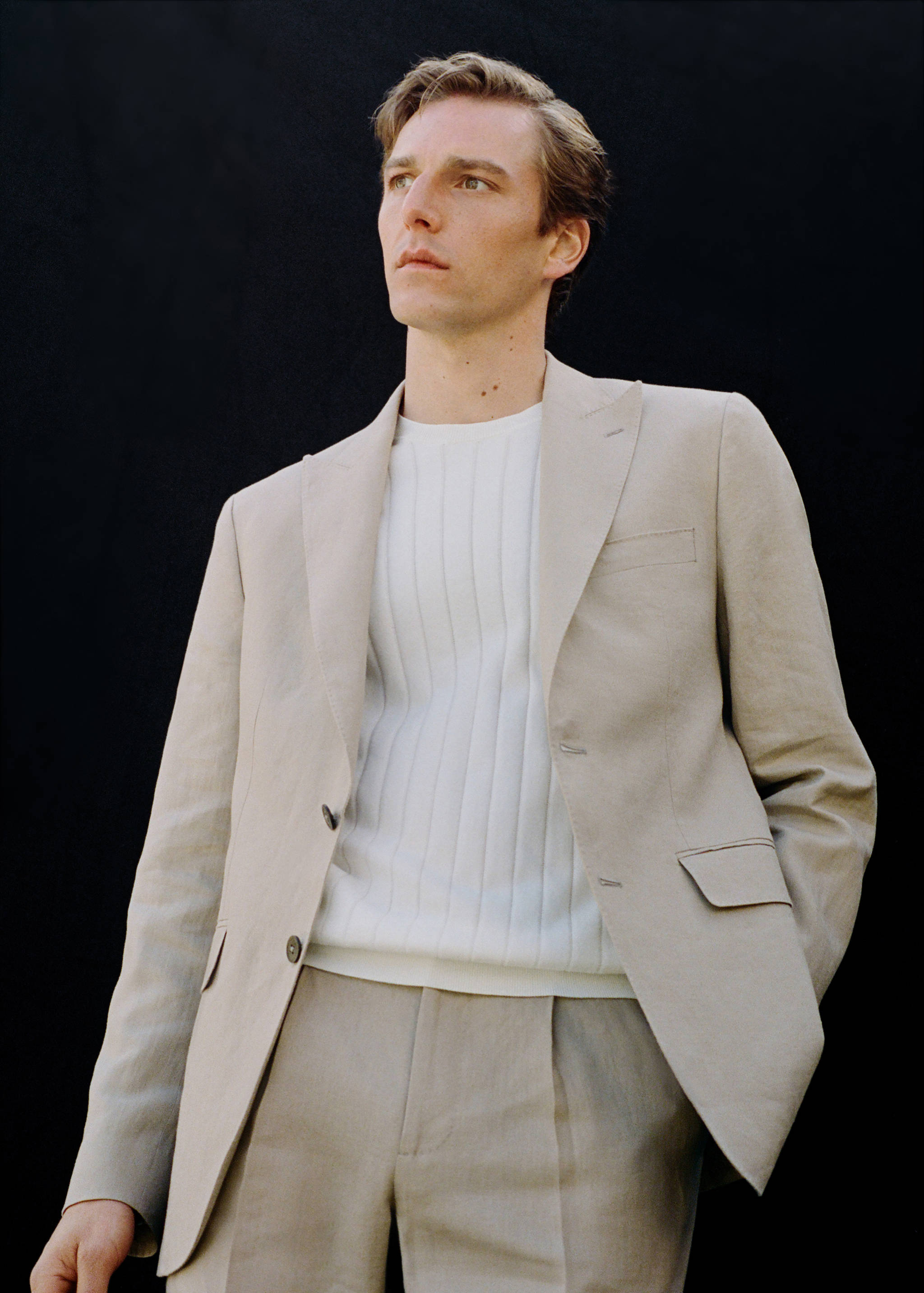 Amalfi 100% linen slim-fit suit jacket - Details of the article 5