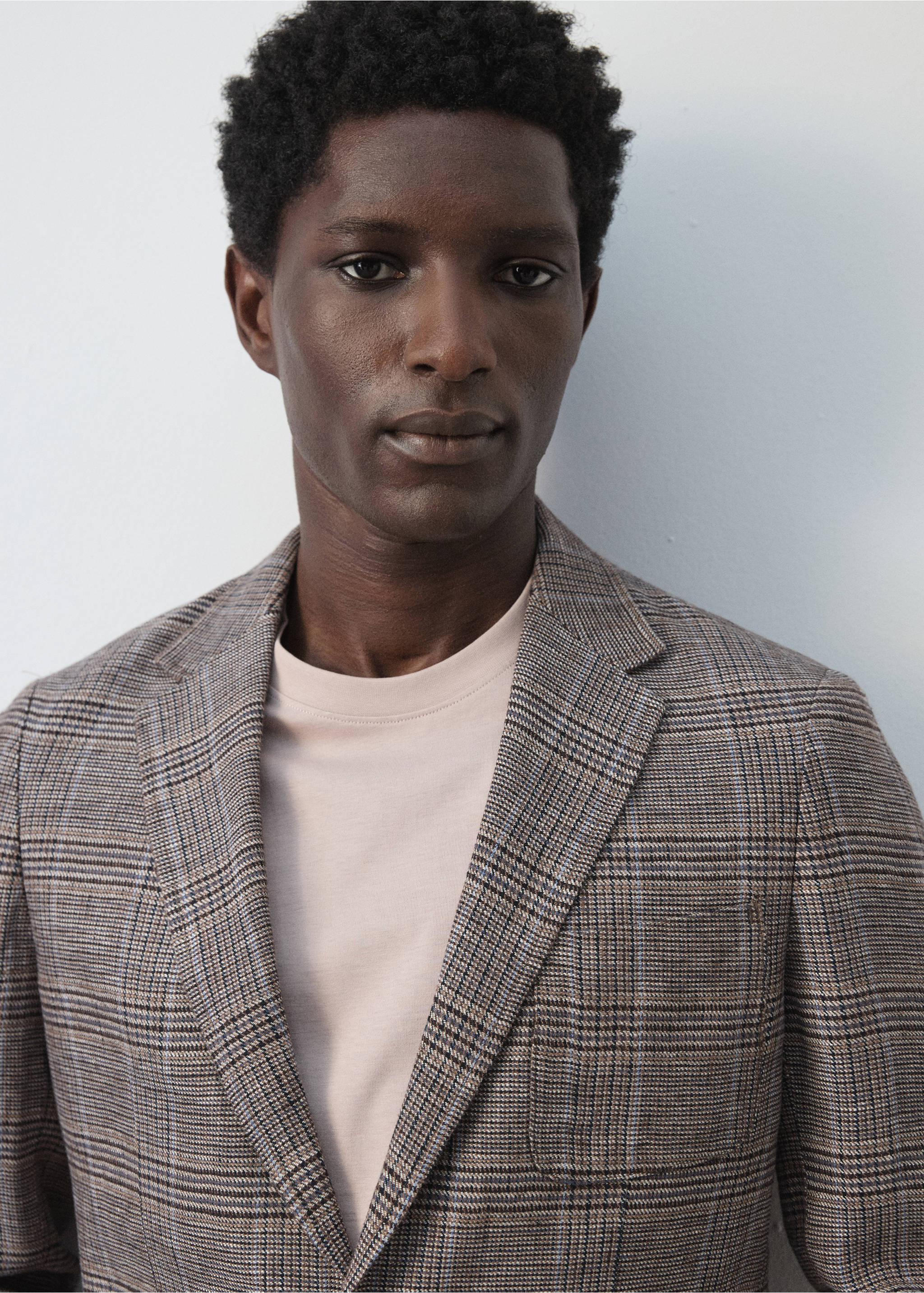 100% linen Prince of Wales check jacket - Details of the article 1, Brown. Ref: 27025949-00.