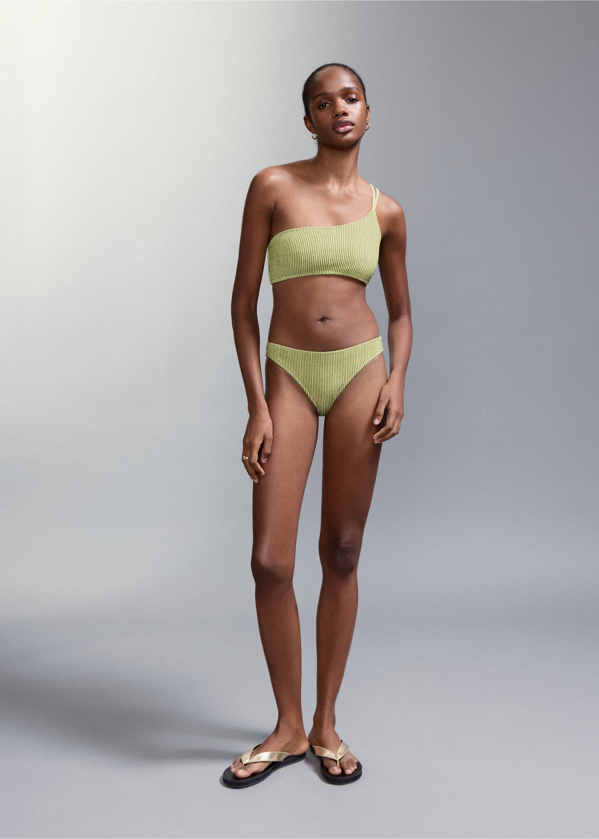 Bikini asymétrique culotte classique - Détail de l'article 2, Vert. Ref: 27025953-00.