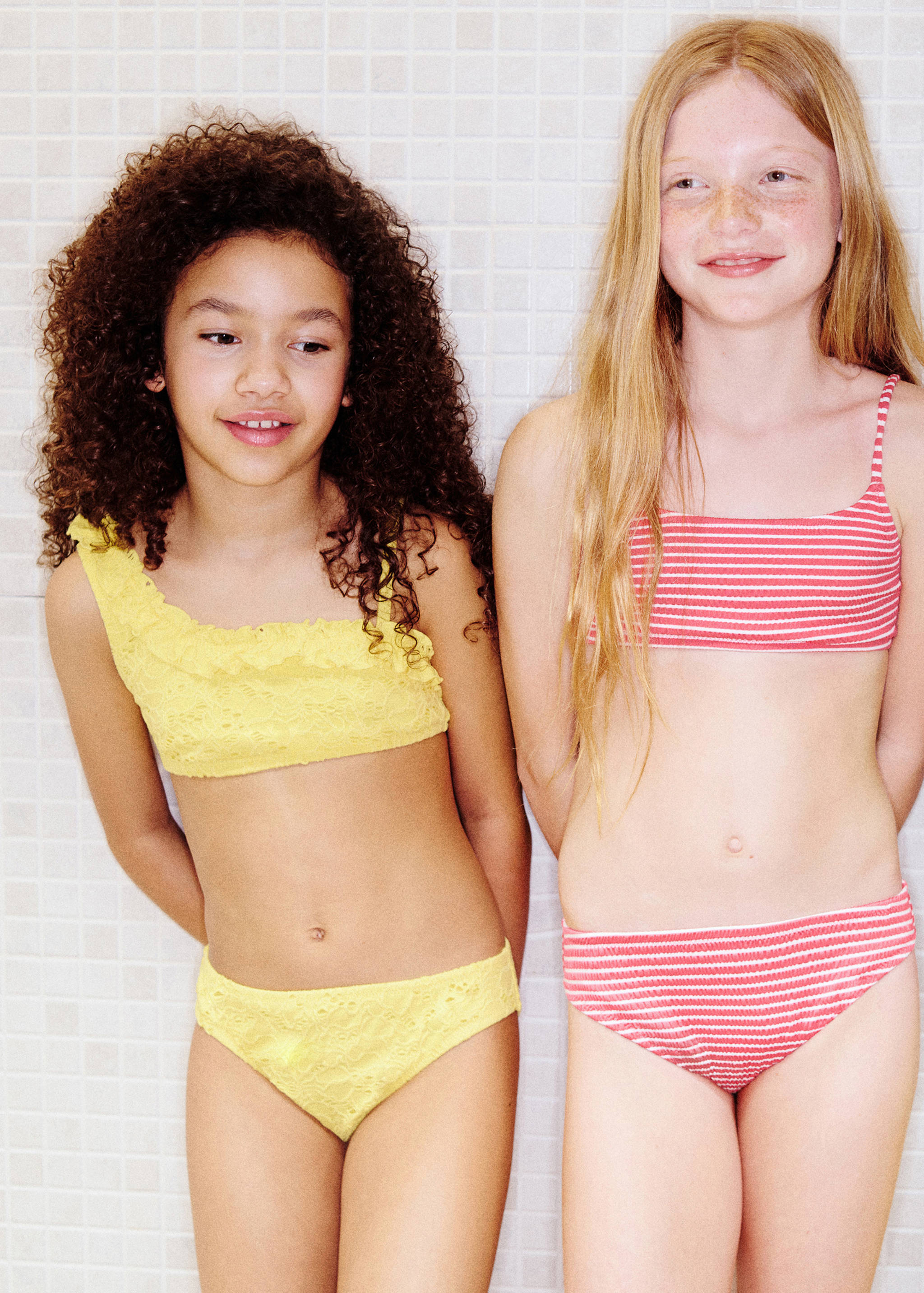 Asymmetric frill bikini - General plane