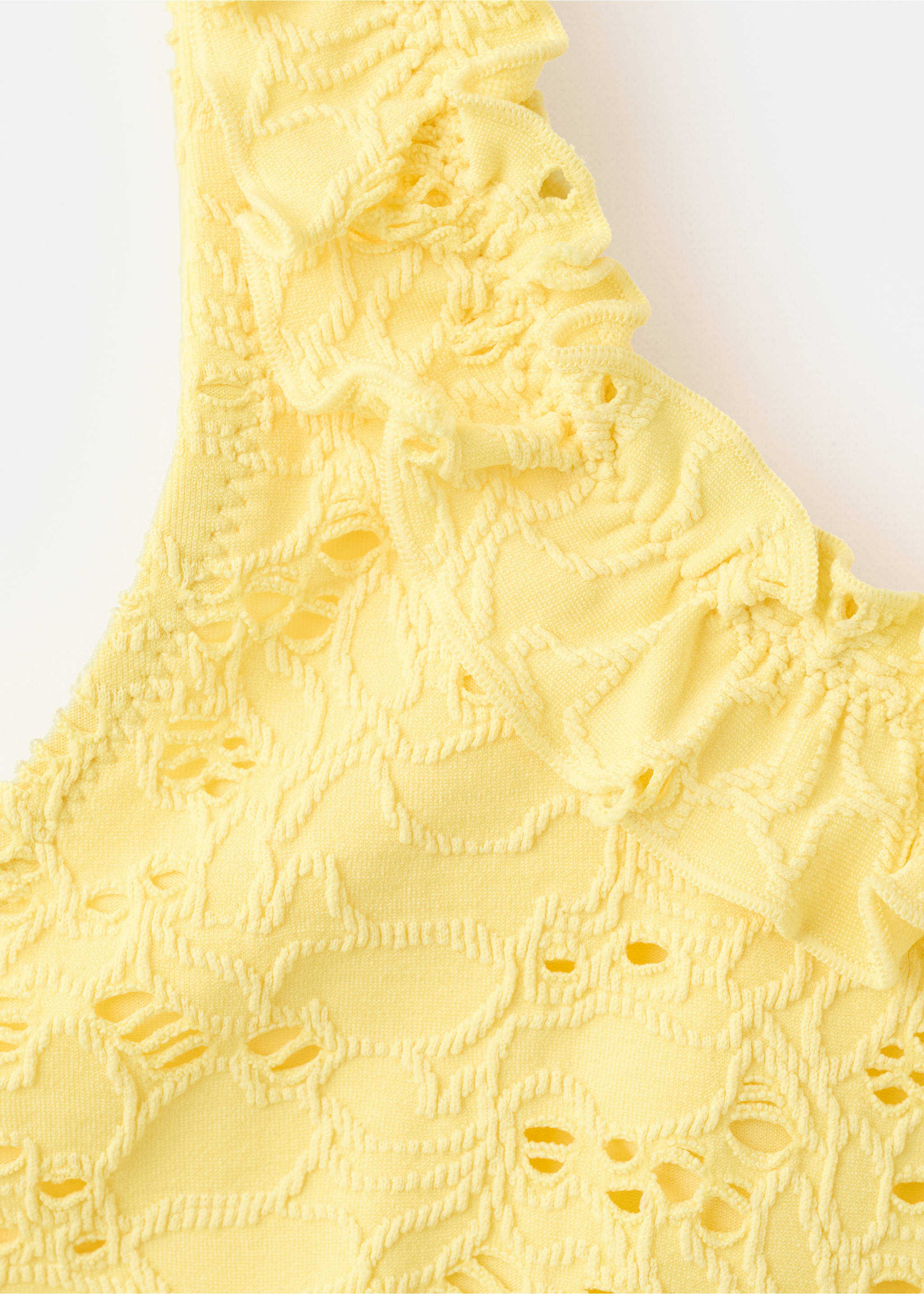 Asymmetric frill bikini - Details of the article 8, Yellow. Ref: 27025954-00.