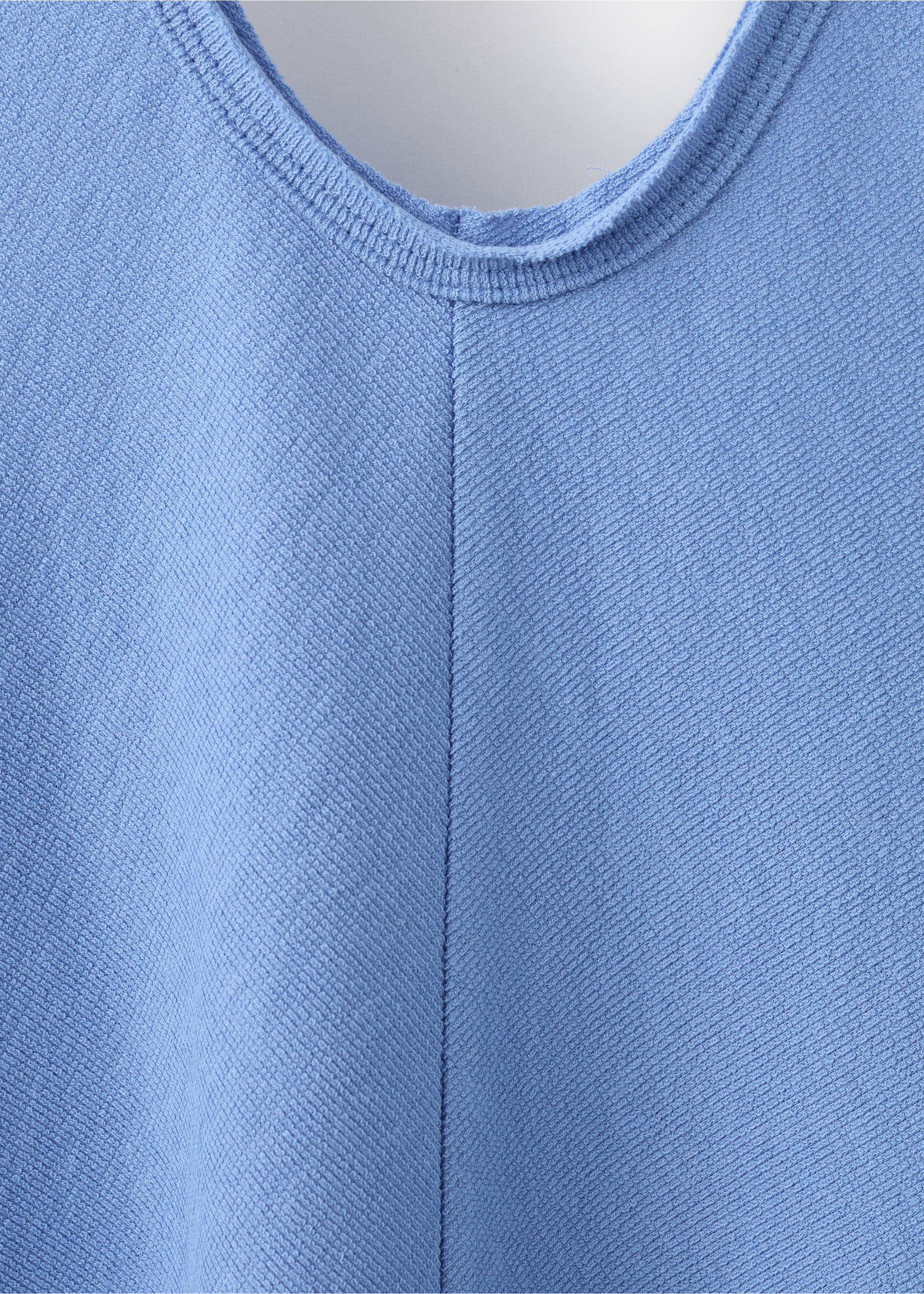 Short halter-neck dress - Details of the article 8, Blue. Ref: 27025963-00.